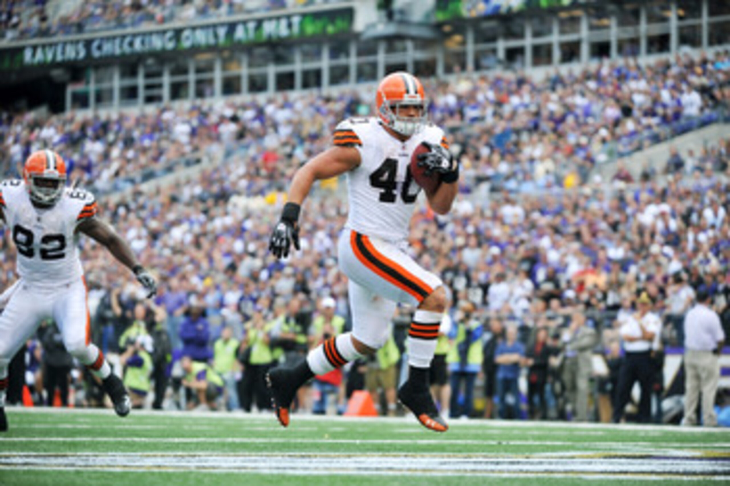BALTIMORE - SEPTEMBER 26:  Peyton Hills #40 of the Cleveland Browns runs the ball against the Baltimore Ravens  at M&T Bank Stadium on September 26, 2010 in Baltimore, Maryland. The Ravens defeated the Browns 24-17. (Photo by Larry French/Getty Images)