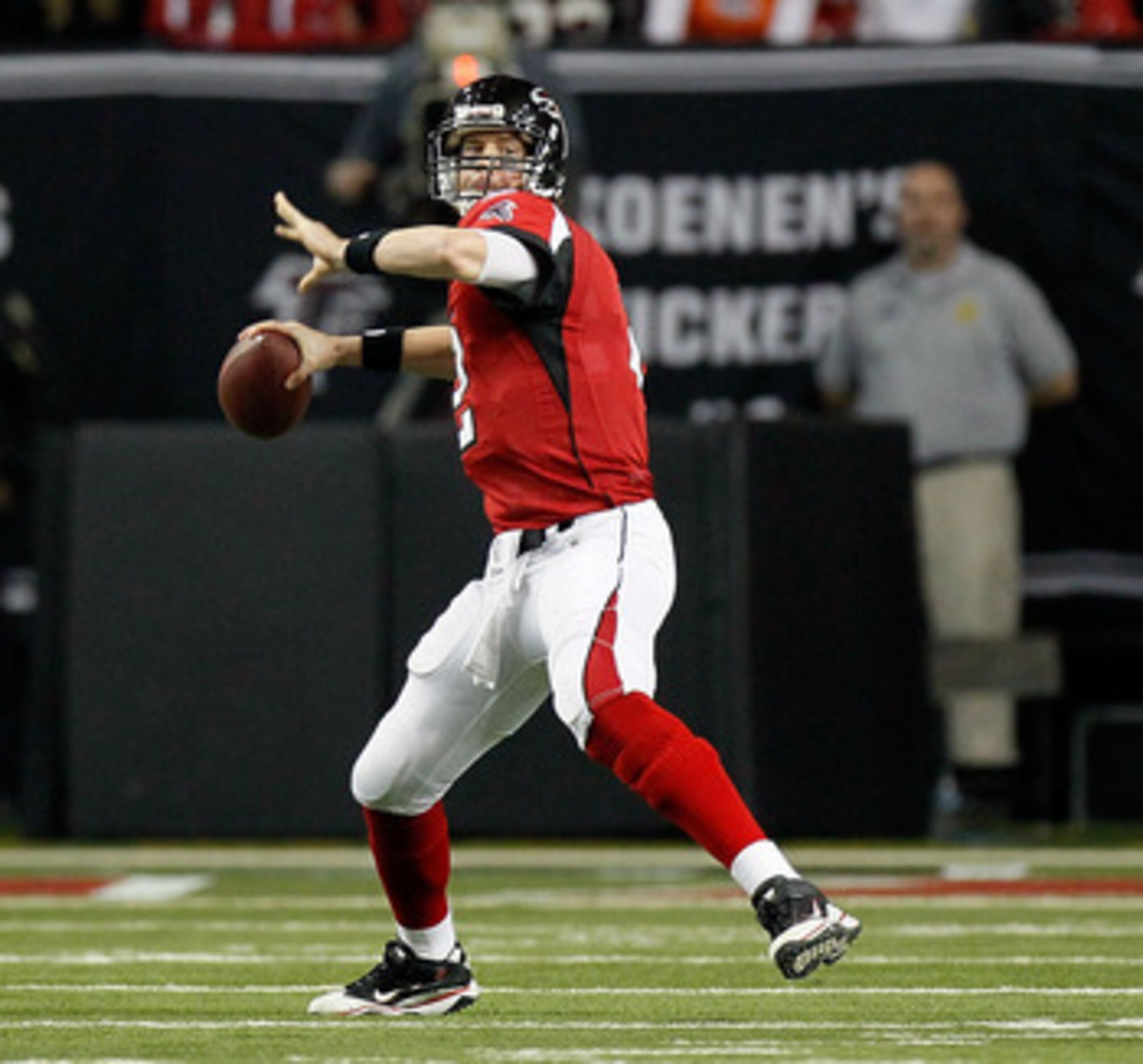 ATLANTA, GA - JANUARY 15:  Matt Ryan #2 of the Atlanta Falcons throws a pass against the Green Bay Packers during their 2011 NFC divisional playoff game at Georgia Dome on January 15, 2011 in Atlanta, Georgia.  (Photo by Kevin C. Cox/Getty Images)