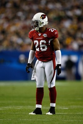 TAMPA, FL - FEBRUARY 01:  Cornerback Roderick Hood #26 of the Arizona Cardinals stands on the field against the Pittsburgh Steelers during Super Bowl XLIII on February 1, 2009 at Raymond James Stadium in Tampa, Florida. Steelers won 27-23.  (Photo by Chri