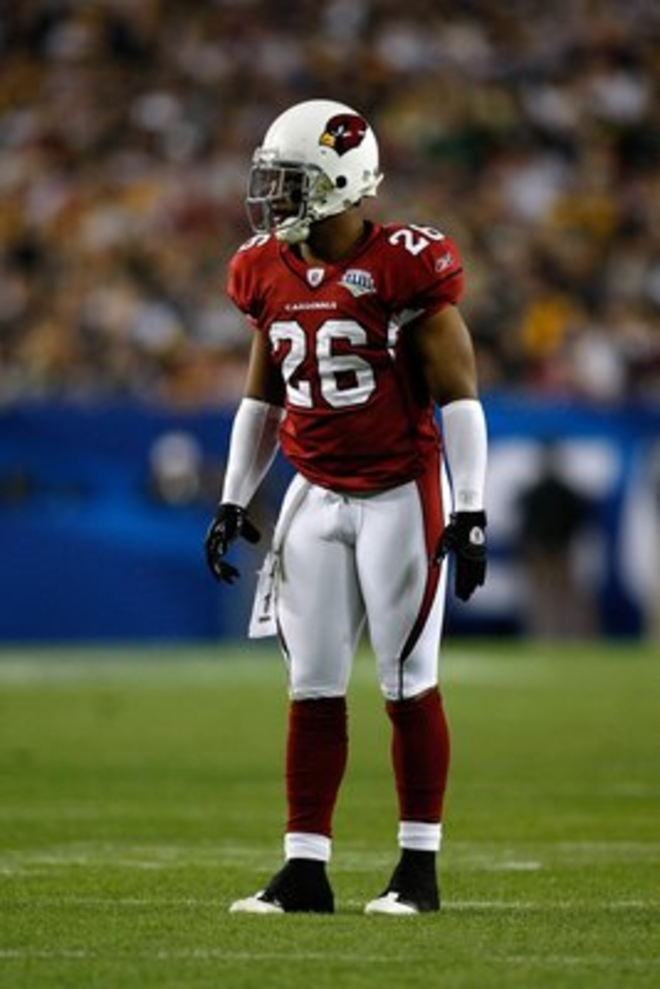 TAMPA, FL - FEBRUARY 01: Cornerback Roderick Hood #26 of the Arizona Cardinals stands on the field against the Pittsburgh Steelers during Super Bowl XLIII on February 1, 2009 at Raymond James Stadium in Tampa, Florida. Steelers won 27-23. (Photo by Chri TAMPA, FL - FEBRUARY 01: Cornerback Roderick Hood #26 of the Arizona Cardinals stands on the field against the Pittsburgh Steelers during Super Bowl XLIII on February 1, 2009 at Raymond James Stadium in Tampa, Florida. Steelers won 27-23. (Photo by Chri