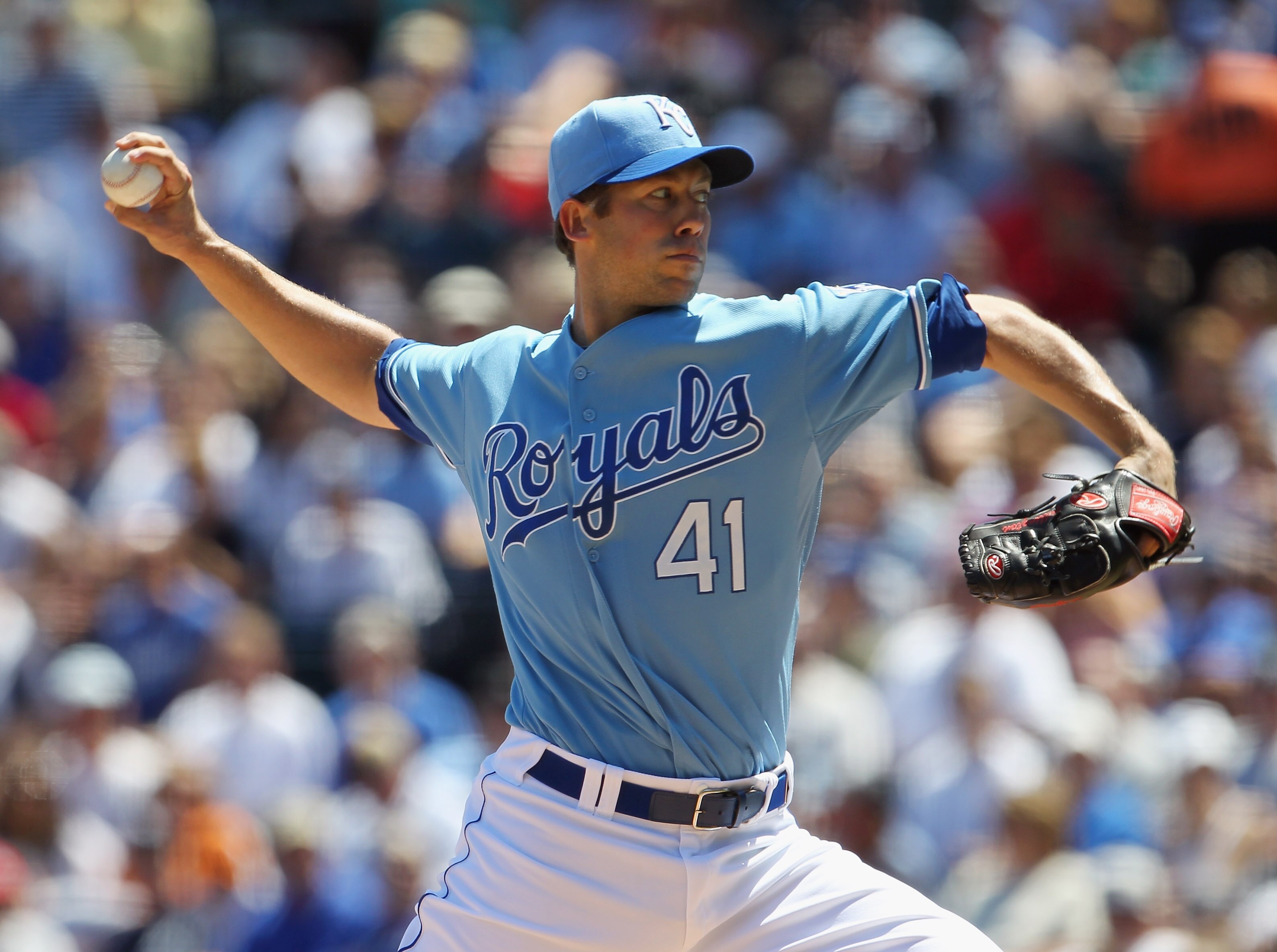 KANSAS CITY, MO - AUGUST 15:  Pitcher Bryan Bullington #41 of the Kansas City Royals in action during the game against the New York Yankees on August 15, 2010 at Kauffman stadium in Kansas City, Missouri.  (Photo by Jamie Squire/Getty Images)