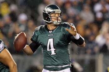 PHILADELPHIA, PA - JANUARY 02:  Kevin Kolb #4 of the Philadelphia Eagles throws a pass against the Dallas Cowboys on January 2, 2011 at Lincoln Financial Field in Philadelphia, Pennsylvania.  (Photo by Jim McIsaac/Getty Images)