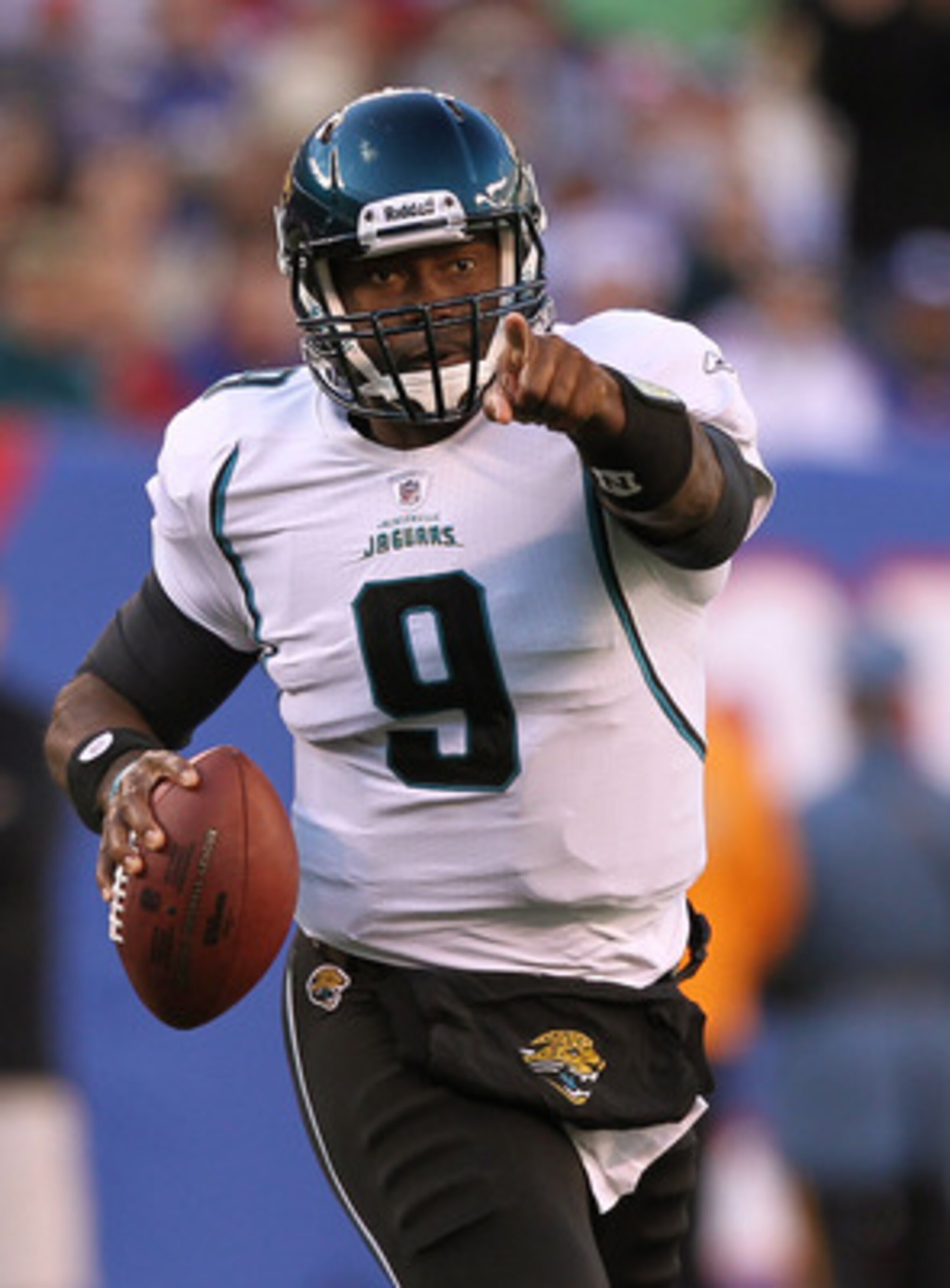 EAST RUTHERFORD, NJ - NOVEMBER 28:  David Garrard #9 of the Jacksonville Jaguars runs with the ball against  the New York Giants during the second Quarter of their game on November 28, 2010 at The New Meadowlands Stadium in East Rutherford, New Jersey.  (