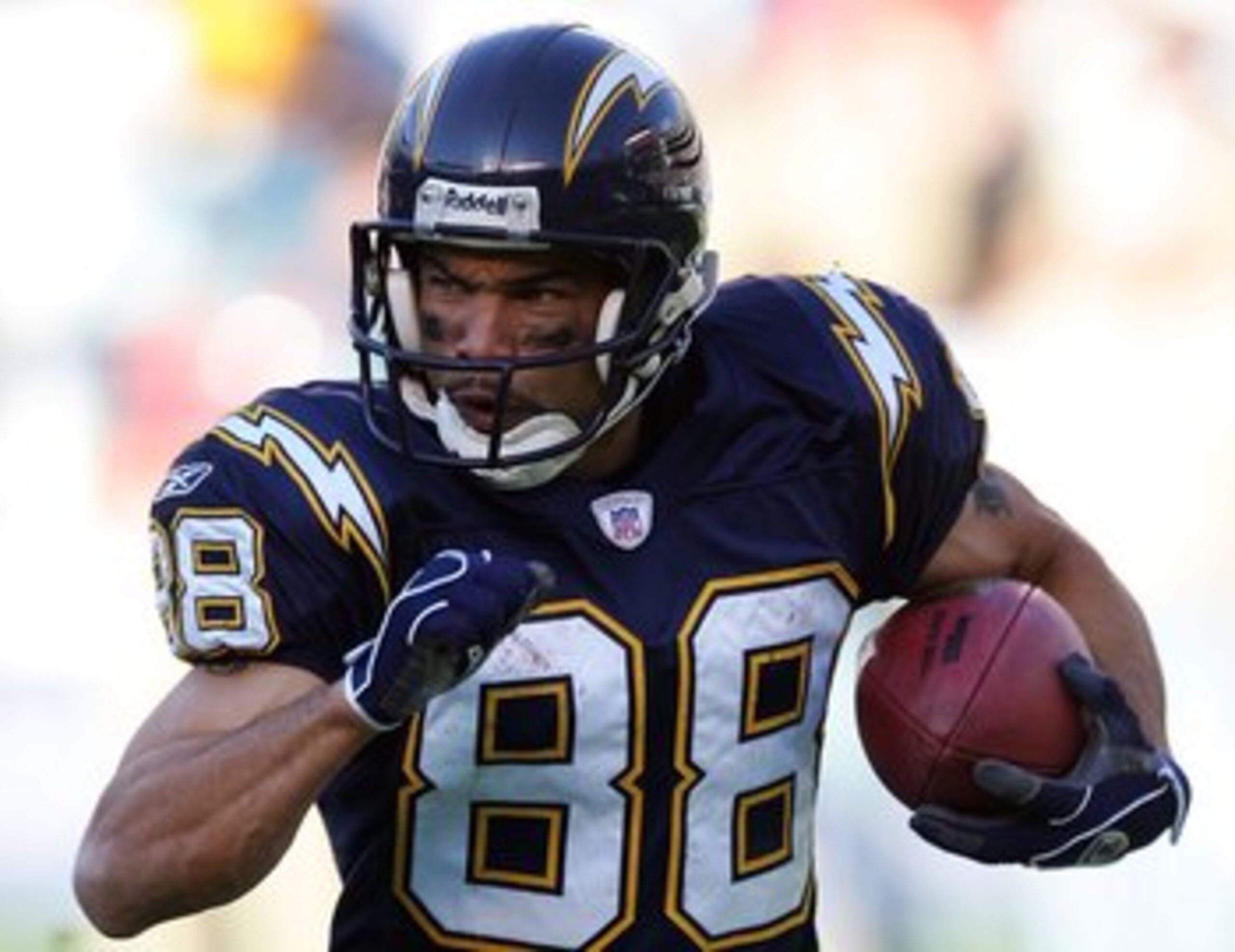 SAN DIEGO - JANUARY 14:  Eric Parker #88 of the San Diego Chargers runs the ball back in the second quarter against the New England Patriots in the AFC Divisional Playoff Game held on January 14, 2007 at Qualcomm Stadium in San Diego, California.  (Photo