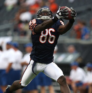 CHICAGO - AUGUST 21: Marty Booker #86 of the Chicago Bears catches a pass during warm-ups before a game against the San Francisco 49ers on August 21, 2008 at Soldier Field in Chicago, Illinois. (Photo by Jonathan Daniel/Getty Images)