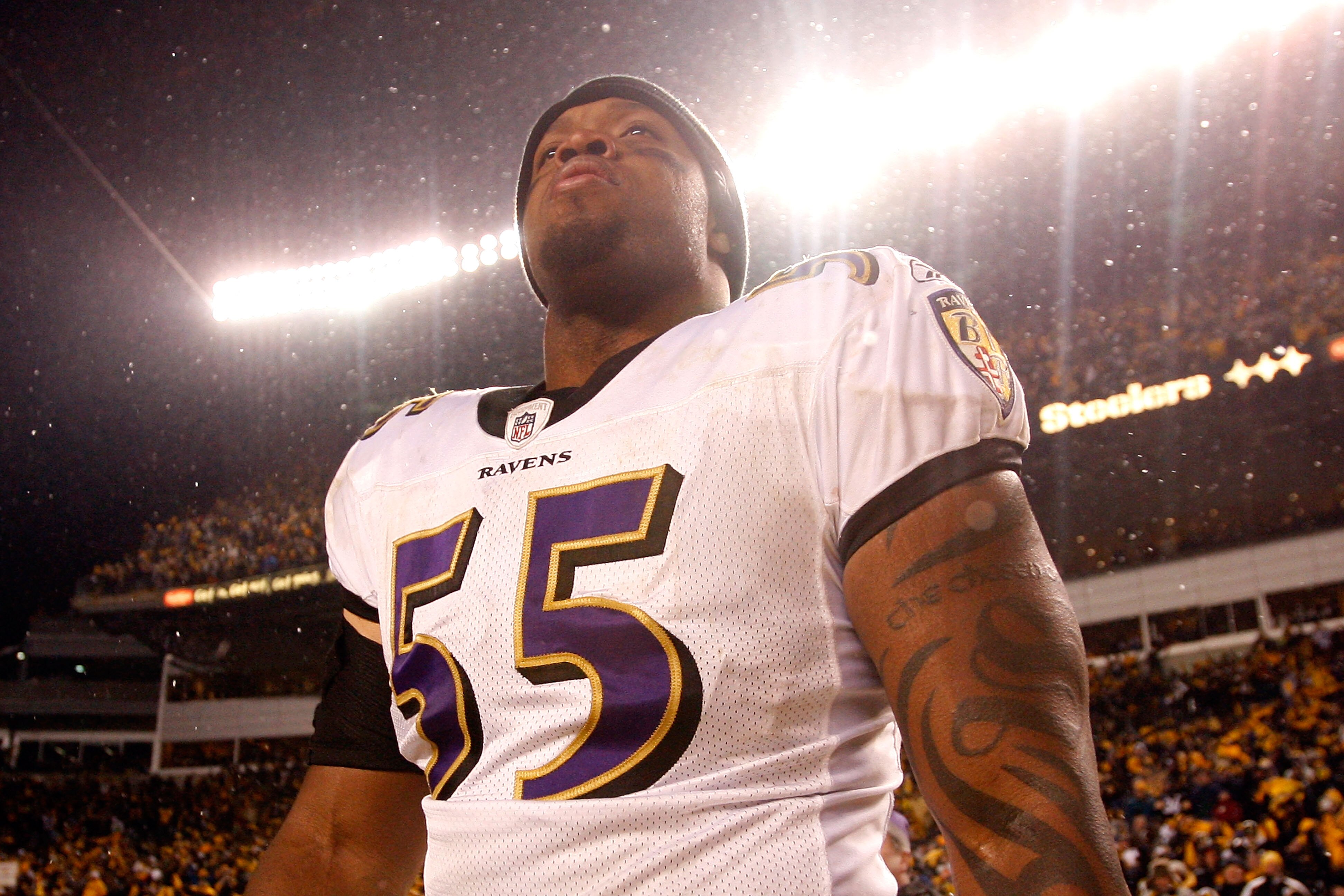 PITTSBURGH - JANUARY 18:  Terrell Suggs #55 of the Baltimore Ravens looks on dejected after their 23-14 loss against the Pittsburgh Steelers during the AFC Championship game on January 18, 2009 at Heinz Field in Pittsburgh, Pennsylvania.  (Photo by Street