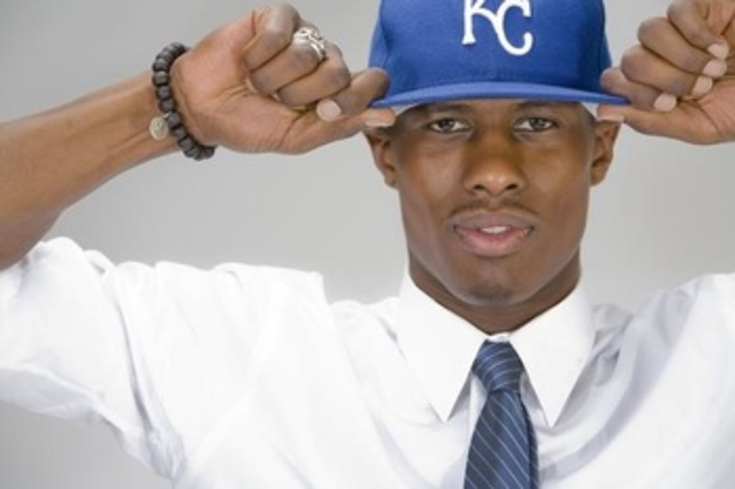 Take that hat off, B-Weezy!