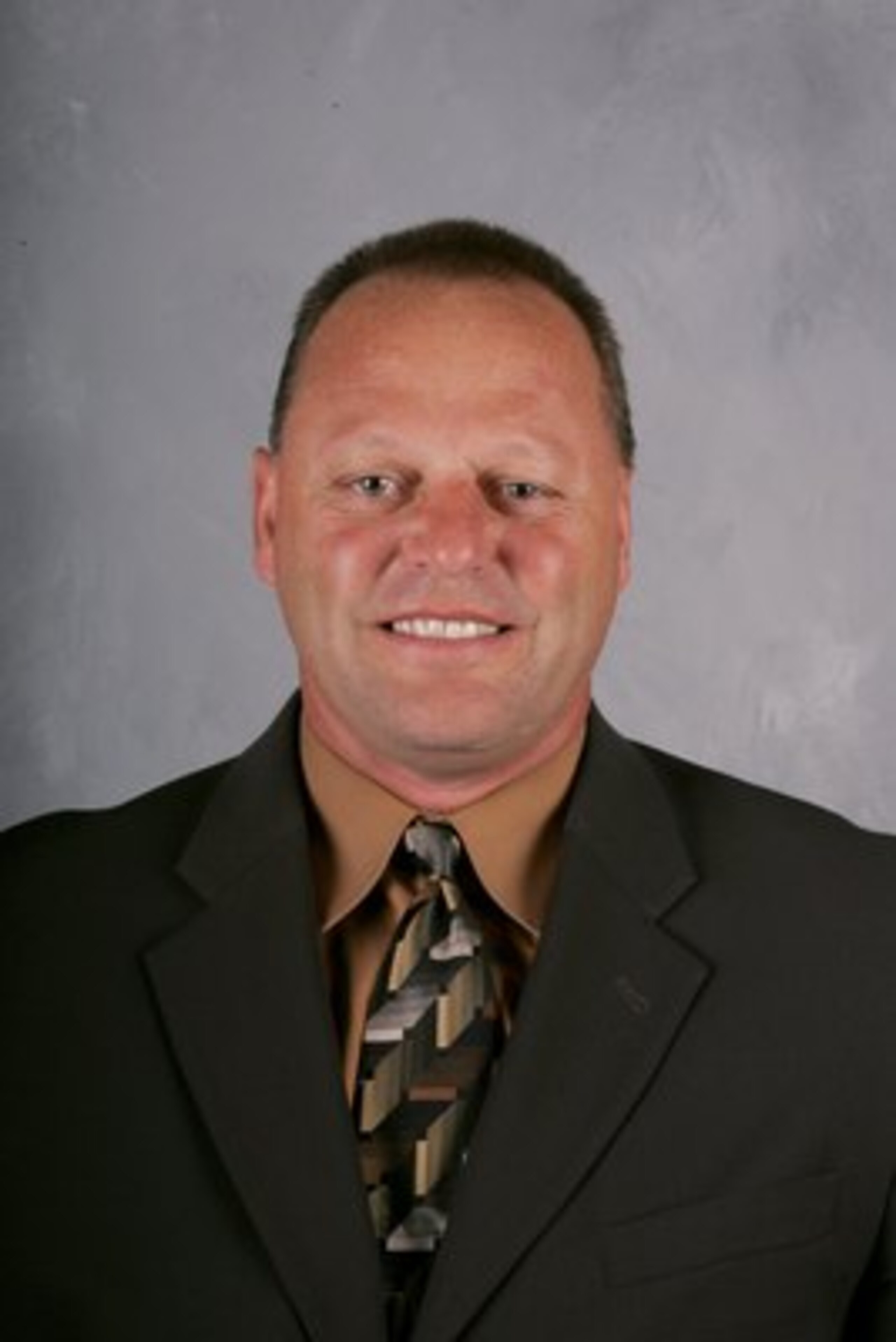 UNIONDALE, NY - 2007:  Gerard Gallant of the New York Islanders poses for his 2007 NHL headshot at photo day in Uniondale, New York. (Photo by Getty Images)