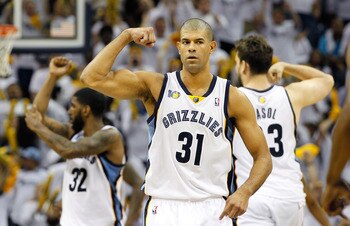 MEMPHIS, TN - MAY 13:  Shane Battier #31 of the Memphis Grizzlies calls a defensive play against the Oklahoma City Thunder in Game Six of the Western Conference Semifinals in the 2011 NBA Playoffs at FedExForum on May 13, 2011 in Memphis, Tennessee.  NOTE