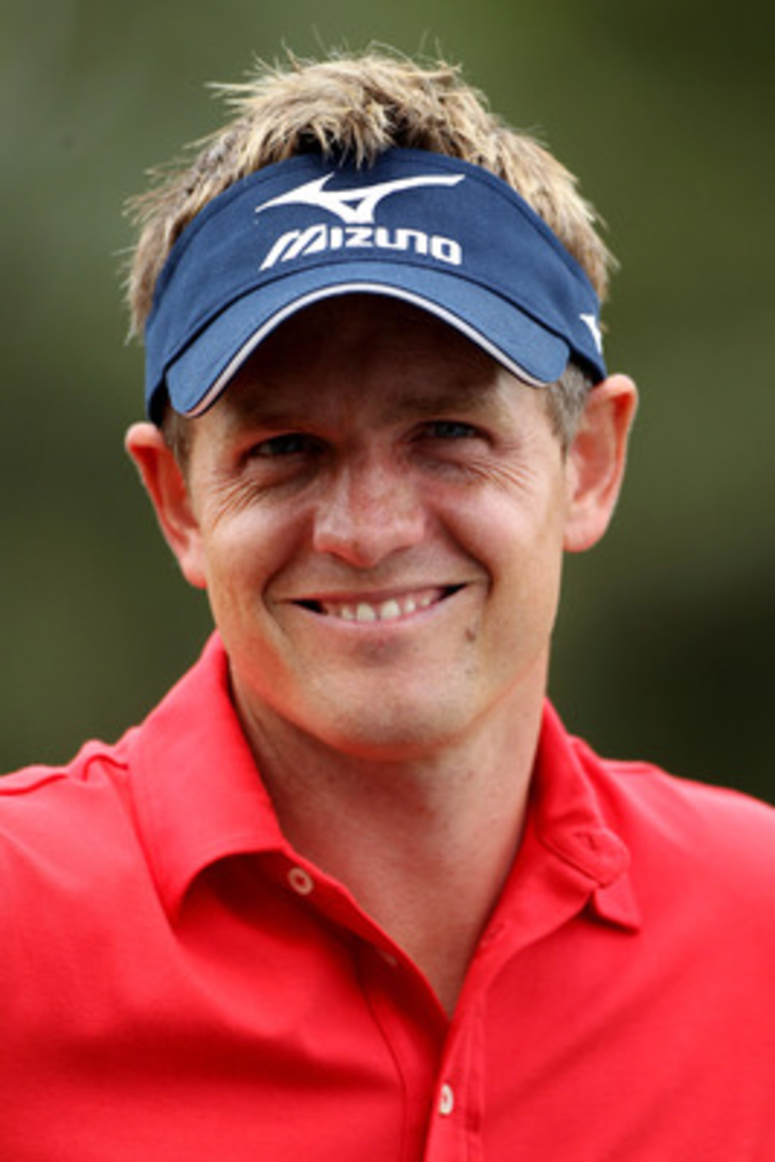 BETHESDA, MD - JUNE 14:  Luke Donald of England waits on the practice ground during a practice round prior to the start of the 111th U.S. Open at Congressional Country Club on June 14, 2011 in Bethesda, Maryland.  (Photo by Andrew Redington/Getty Images)