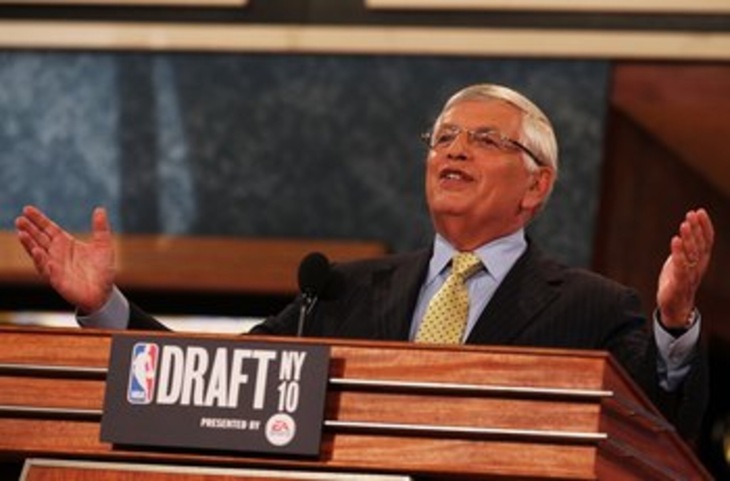 NEW YORK - JUNE 24:  NBA Commisioner David Stern speaks at the NBA Draft at Madison Square Garden on June 24, 2010 in New York, New York.  (Photo by Al Bello/Getty Images)