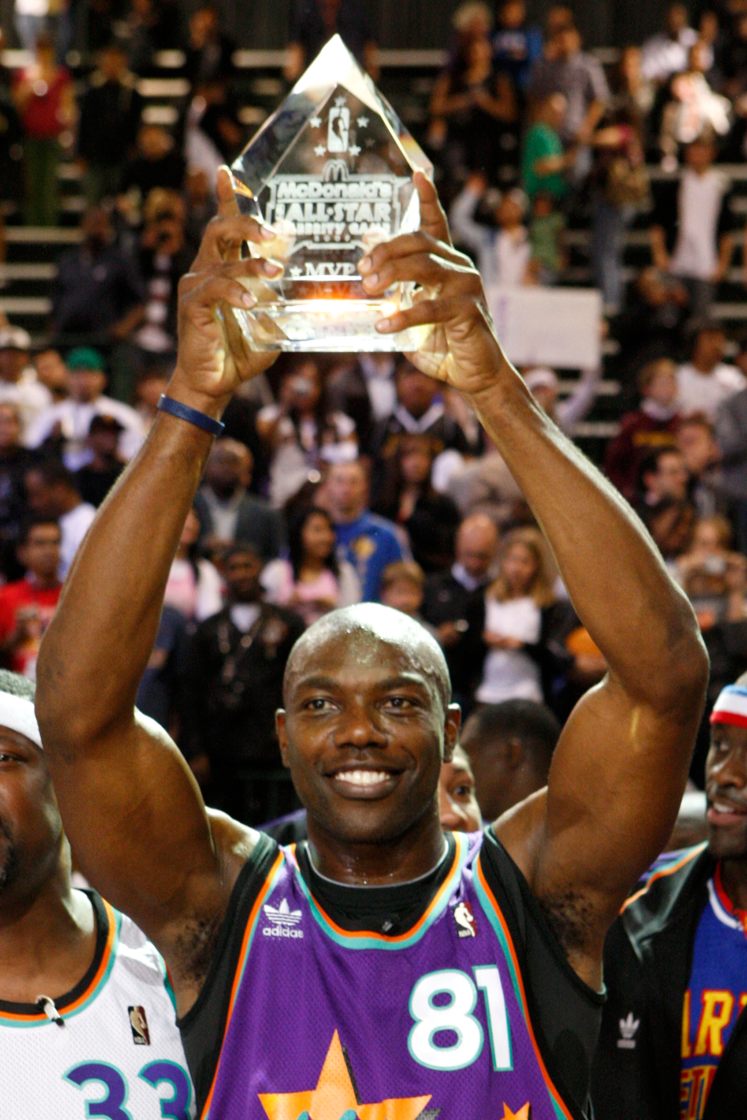 PHOENIX - FEBRUARY 13: Terrell Owens of the Dallas Cowboys poses with his MVP trophy during the McDonald's All-Star Celebrity Game held at the Phoenix Convention Center on February 13, 2009 in Phoenix, Arizona. (Photo by Nick Doan/Getty Images) PHOENIX - FEBRUARY 13: Terrell Owens of the Dallas Cowboys poses with his MVP trophy during the McDonald's All-Star Celebrity Game held at the Phoenix Convention Center on February 13, 2009 in Phoenix, Arizona. (Photo by Nick Doan/Getty Images)