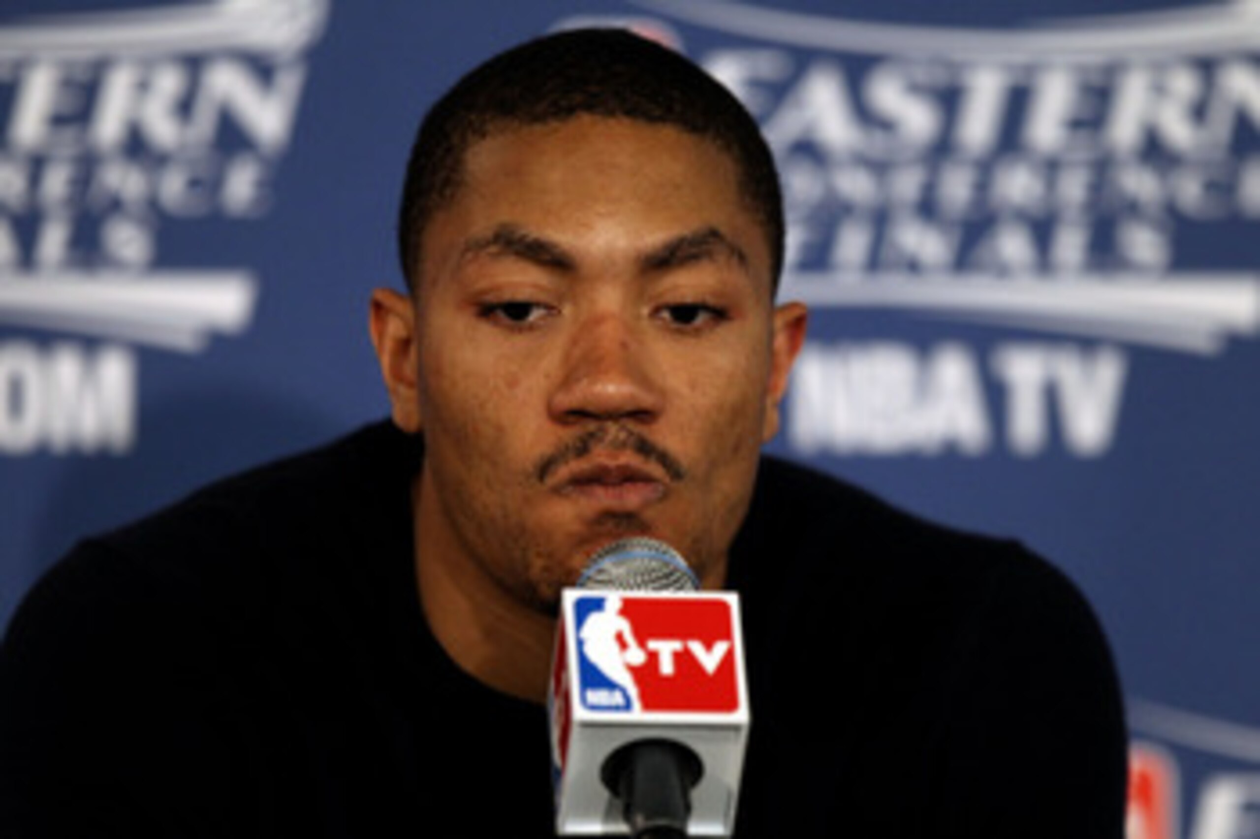 CHICAGO, IL - MAY 26:  Derrick Rose #1 of the Chicago Bulls answers questions from the media following the Bulls 83-80 loss against the Miami Heat in Game Five of the Eastern Conference Finals during the 2011 NBA Playoffs on May 26, 2011 at the United Cen