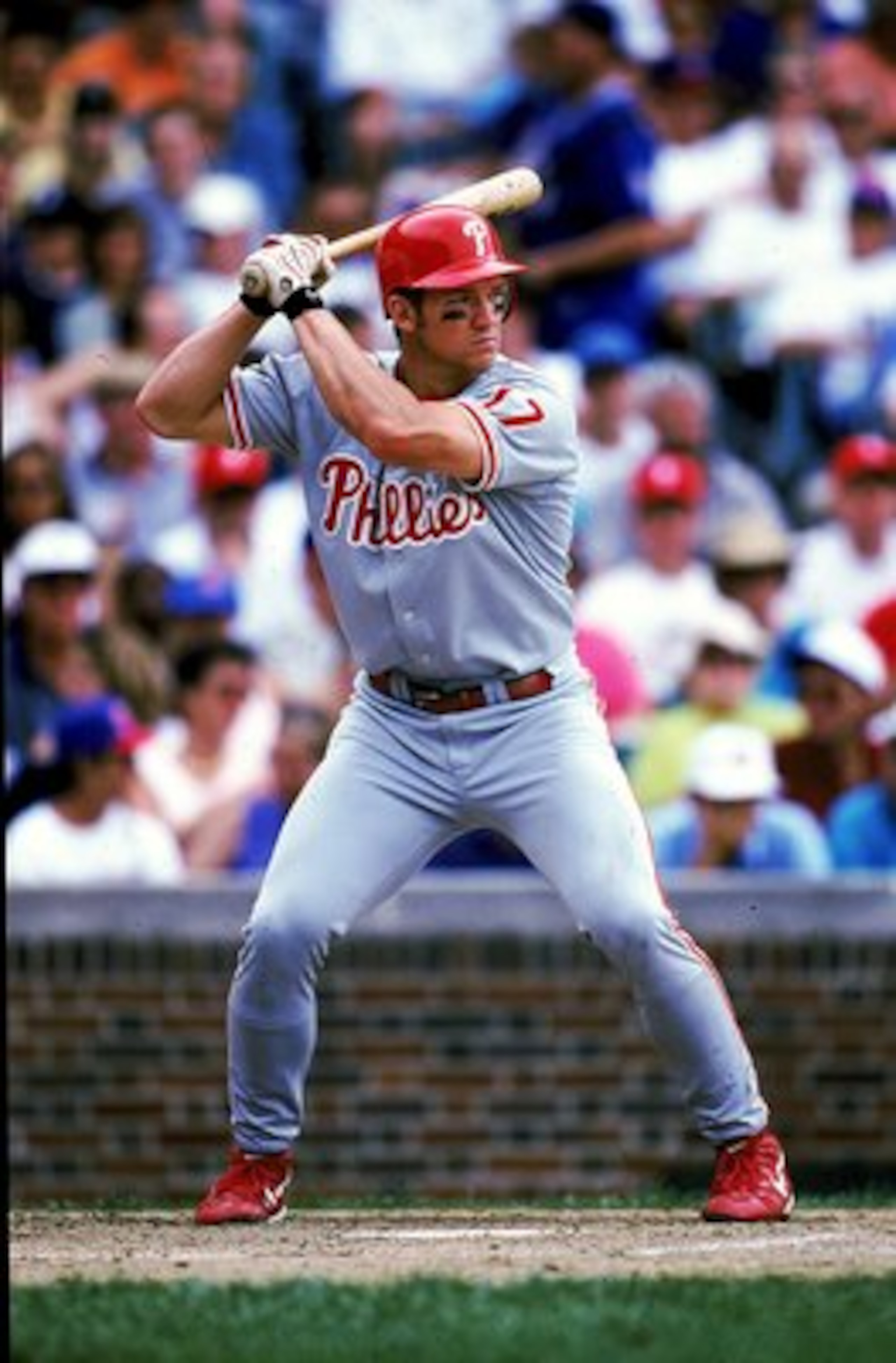 27 Jun 1999: Scott Rolen #17 of the Philadelphia Phillies stands ready at bat during the game against the Chicago Cubs at Wrigley Feild in Chicago, Illinois. The Cubs defeated the Phillies 13-7.