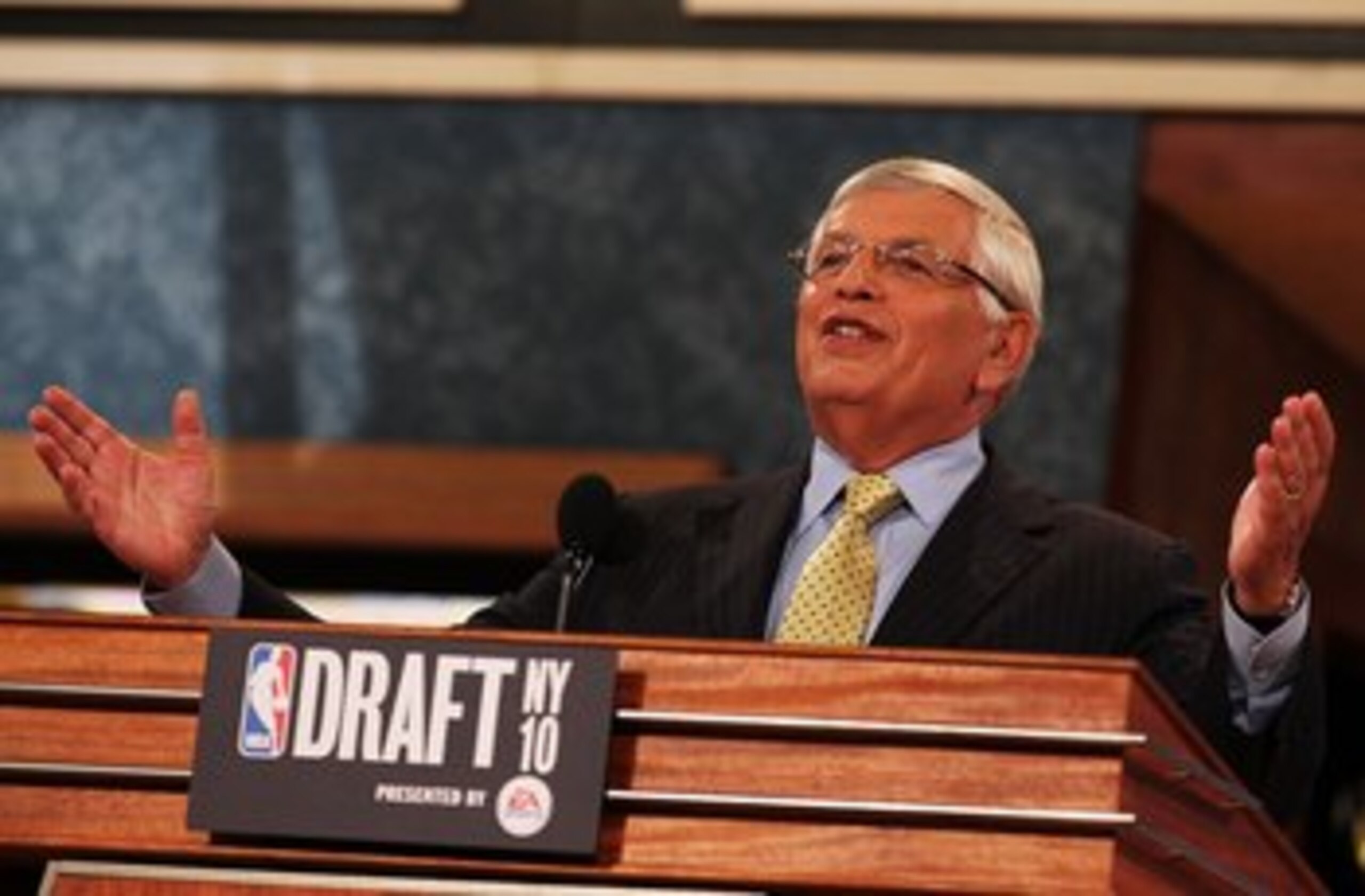 NEW YORK - JUNE 24:  NBA Commisioner David Stern speaks at the NBA Draft at Madison Square Garden on June 24, 2010 in New York, New York.  (Photo by Al Bello/Getty Images)