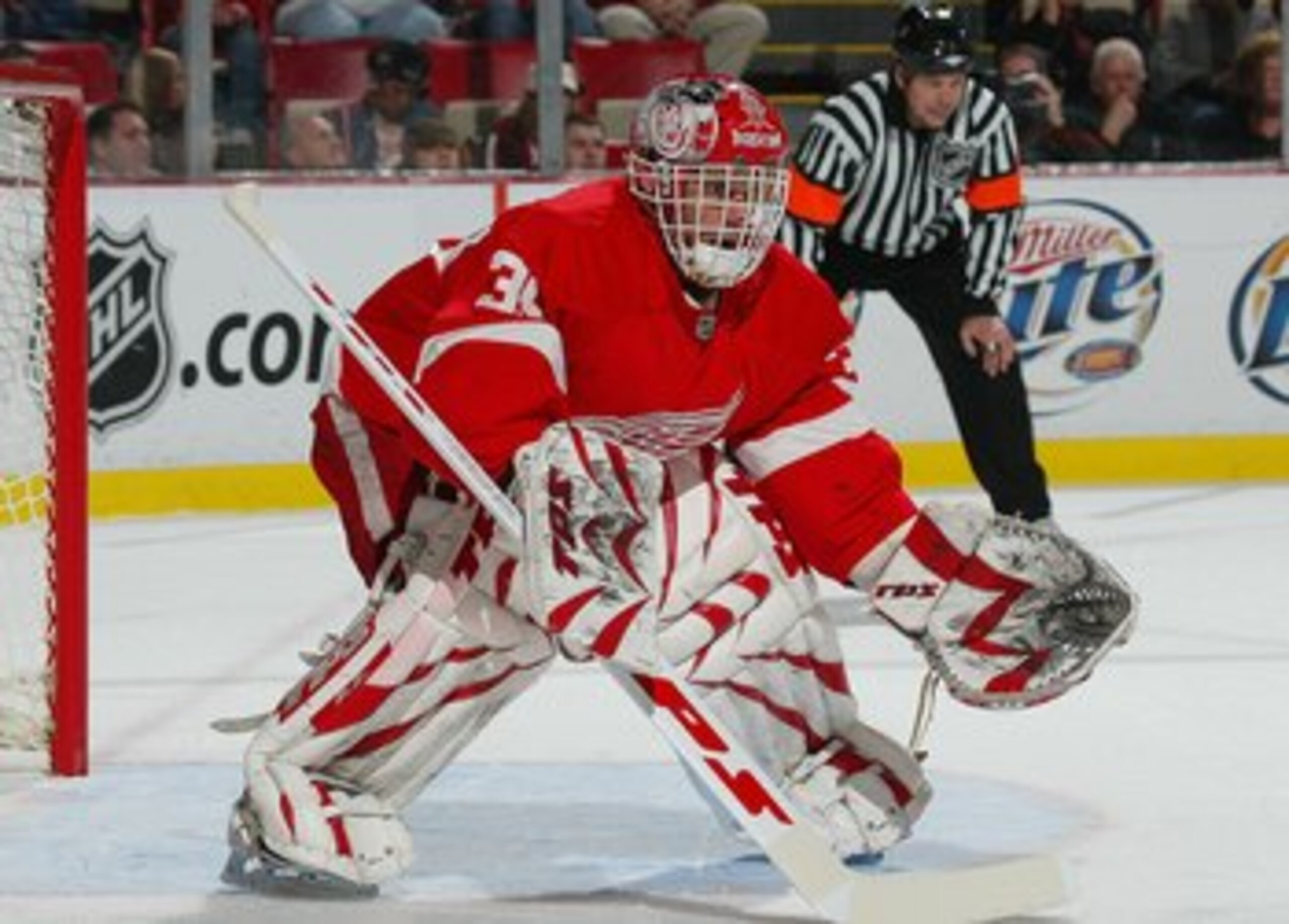 DETROIT - NOVEMBER 17 :  Dominic Hasek #39 of the Detroit Red Wings waits for a shot in a game against the Chicago Blackhawks on November 17, 2007 at the Joe Louis Arena in Detroit, Michigan. The Blackhawks defeated the Red Wings 5-3. (Photo by Claus Ande