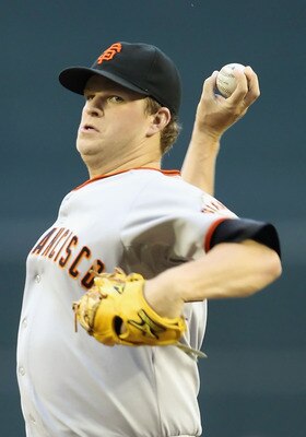 PHOENIX, AZ - JUNE 14:  Starting pitcher Matt Cain #18 of the San Francisco Giants pitches against the Arizona Diamondbacks during the Major League Baseball game at Chase Field on June 14, 2011 in Phoenix, Arizona.  (Photo by Christian Petersen/Getty Imag