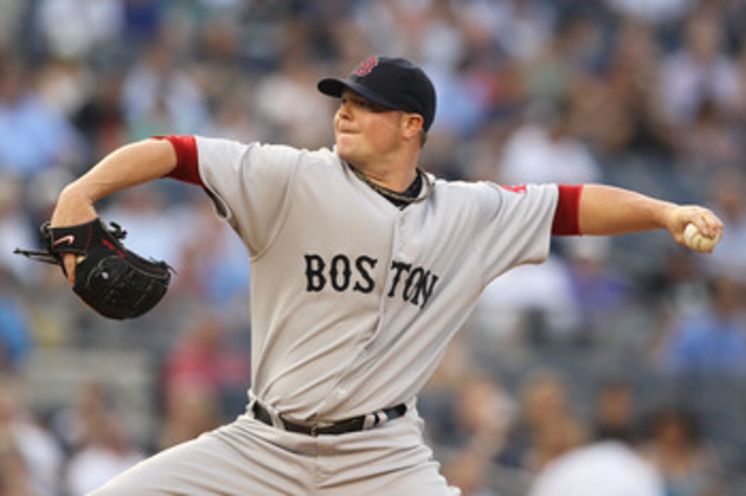 NEW YORK, NY - JUNE 07:  Jon Lester #31 of the Boston Red Sox pitches against the New York Yankees during their game on June 7, 2011 at Yankee Stadium in the Bronx borough of New York City.  (Photo by Al Bello/Getty Images)