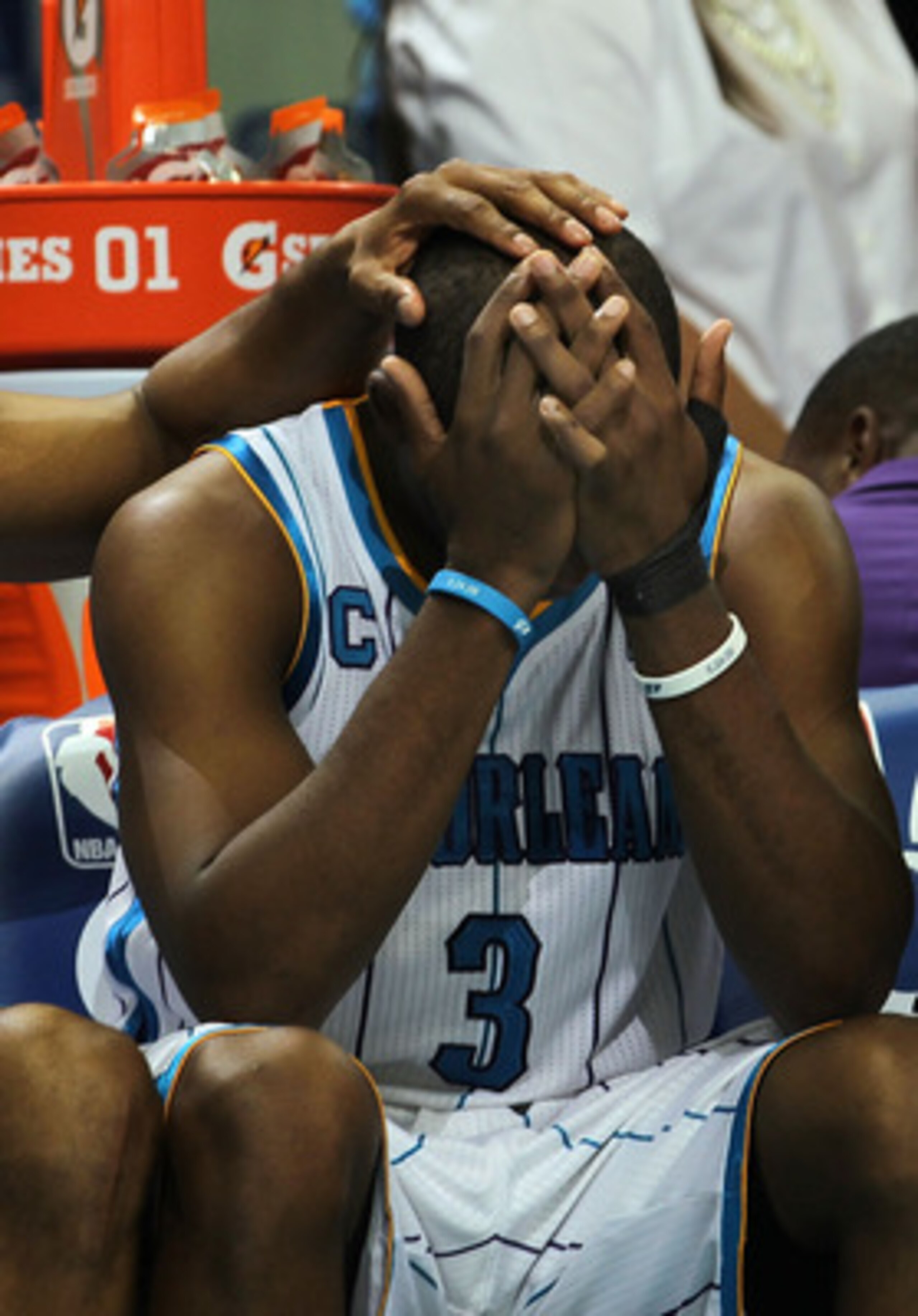 NEW ORLEANS, LA - APRIL 28:  (L-R) Willie Green #33 and Chris Paul #3 of the New Orleans Hornets react on the bench during a 98-80 loss against the Los Angeles Lakers in Game Six of the Western Conference Quarterfinals in the 2011 NBA Playoffs on April 28