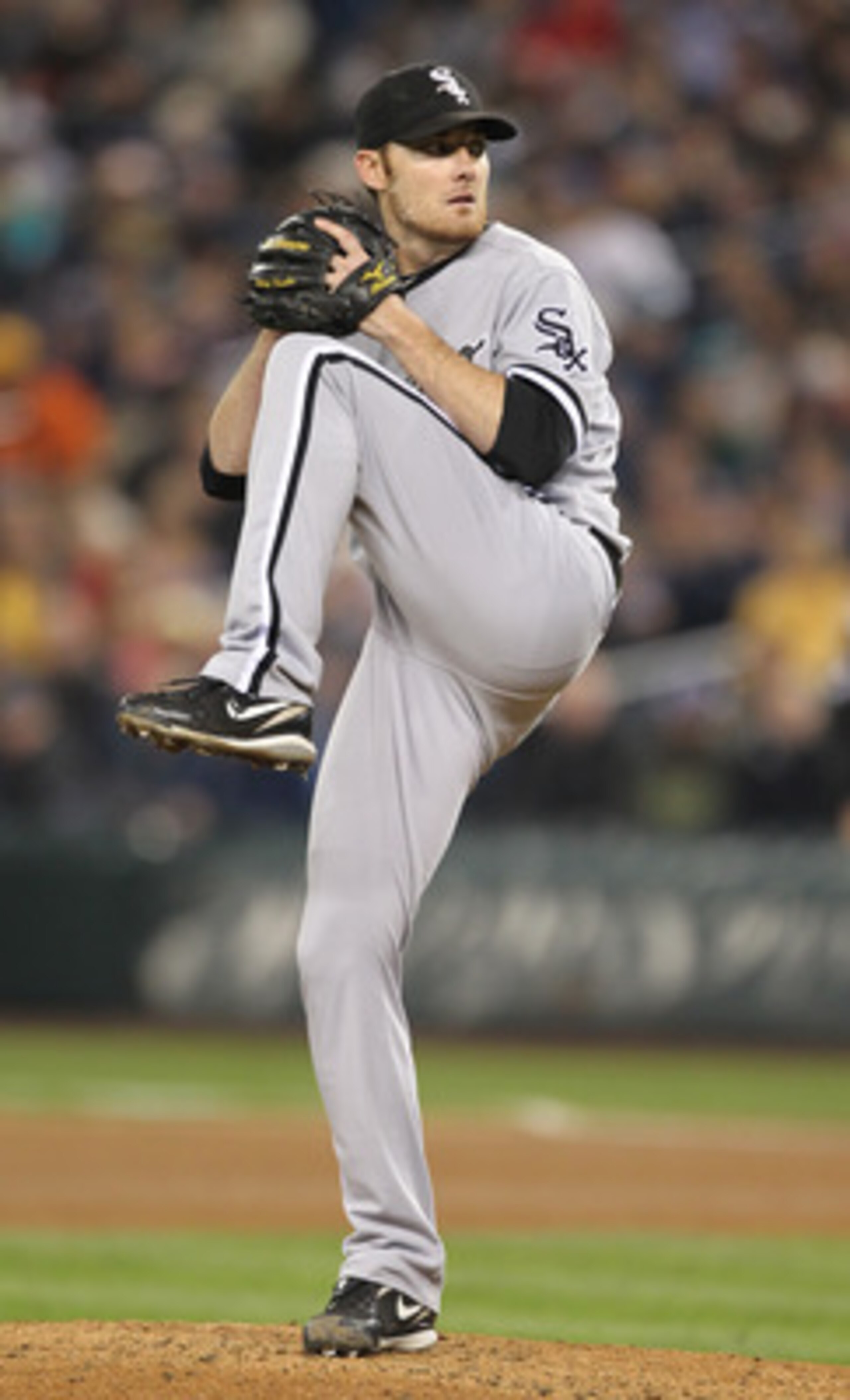 SEATTLE - MAY 06:  Starting pitcher Philip Humber #41 of the Chicago White Sox pitches against the Seattle Mariners at Safeco Field on May 6, 2011 in Seattle, Washington. The Mariners won 3-2. (Photo by Otto Greule Jr/Getty Images)