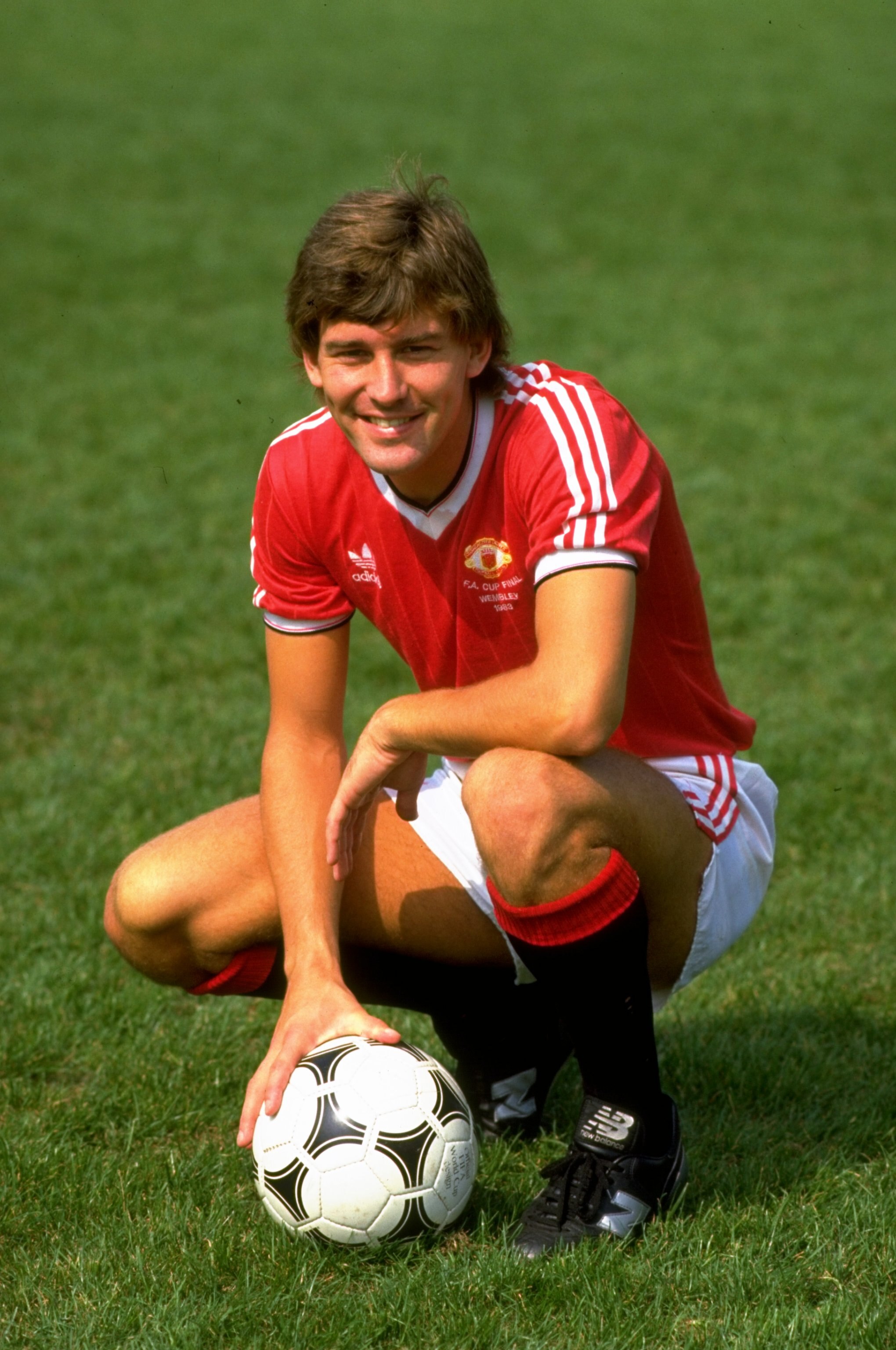 1983:  Bryan Robson of Manchester United at Old Trafford in Manchester, England. \ Mandatory Credit: David Cannon /Allsport
