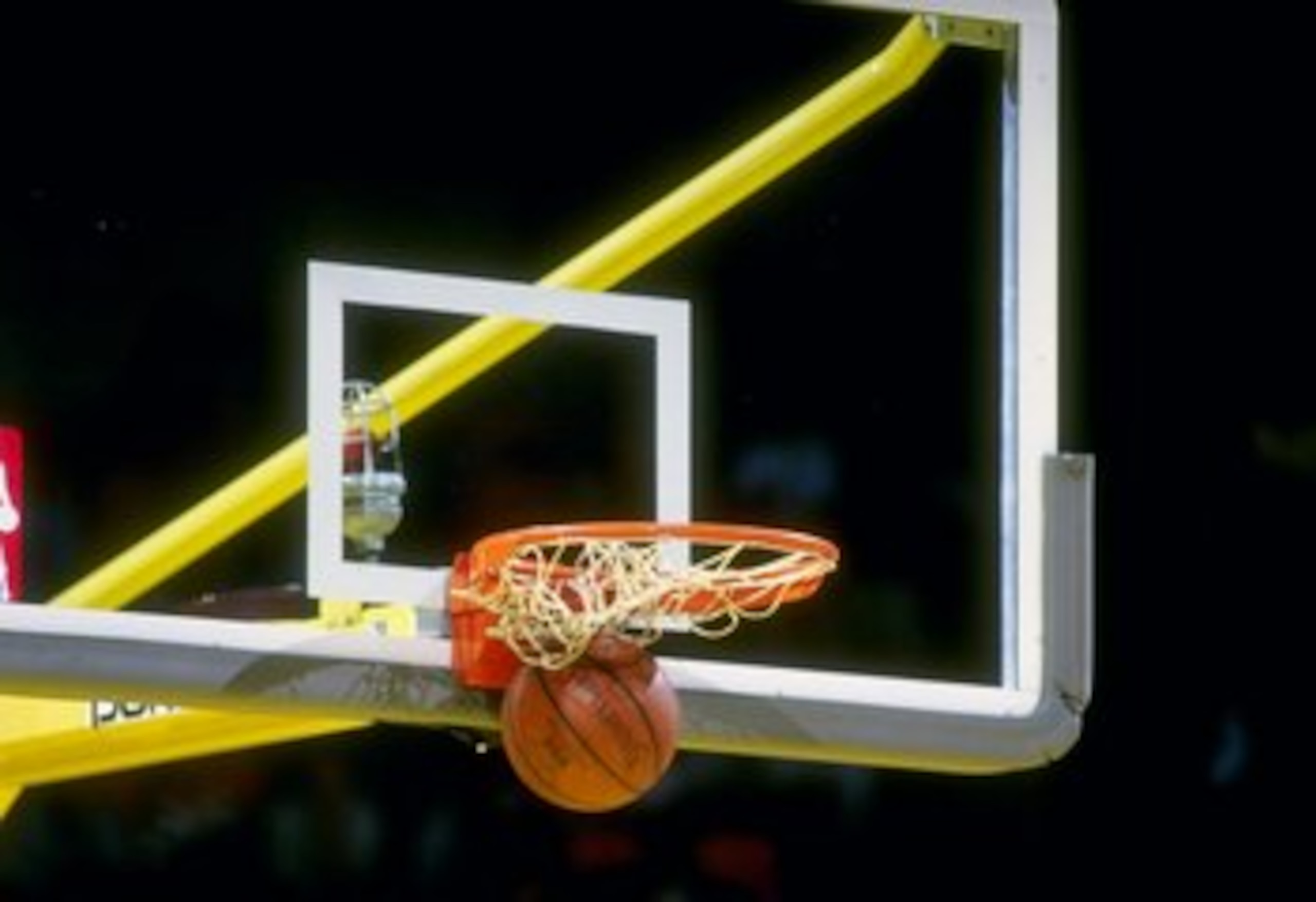 1990:  General view of a NBA basket. Mandatory Credit: Tim de Frisco  /Allsport