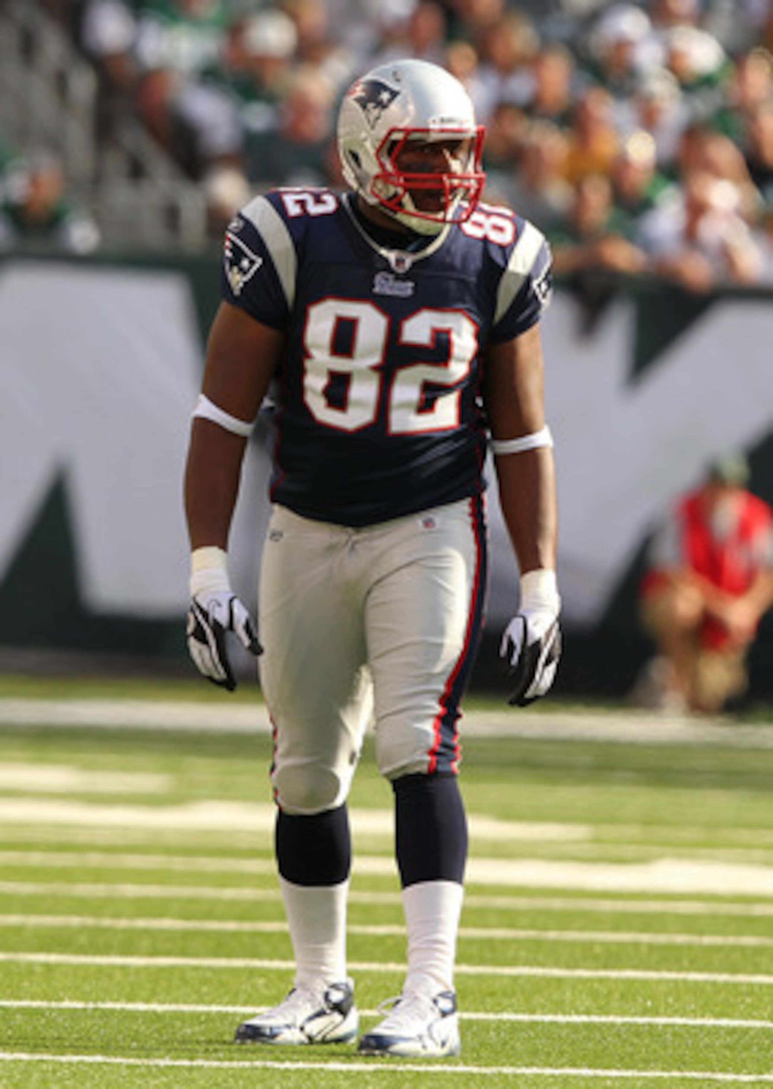 EAST RUTHERFORD, NJ - SEPTEMBER 19: Alge Crumpler #82 of the New England Patriots in action against  the New York Jets during their  game on September 19, 2010 at the New Meadowlands Stadium  in East Rutherford, New Jersey.  (Photo by Al Bello/Getty Image