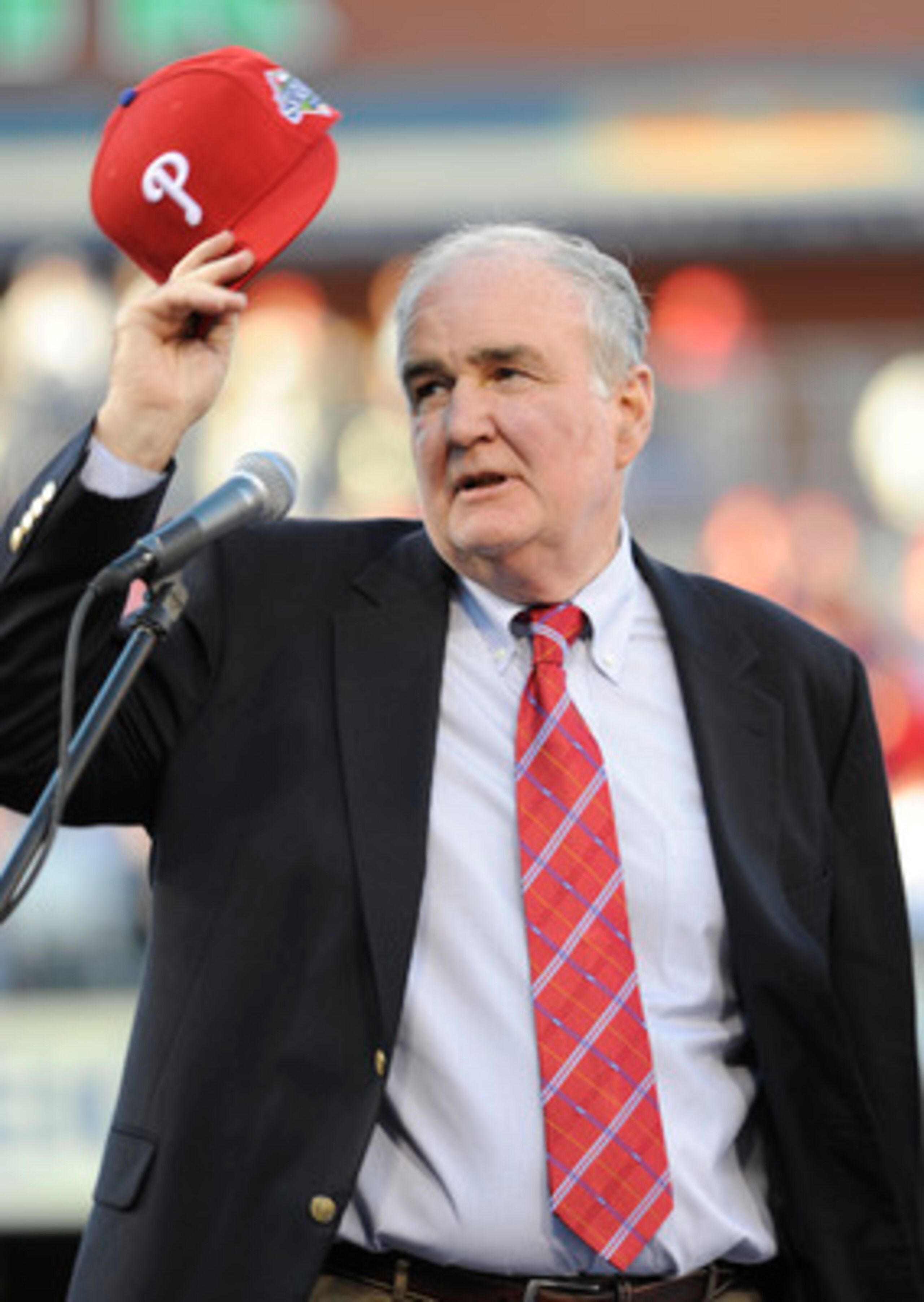 PHILADELPHIA, PA - OCTOBER 31: Philadelphia Phillies president Dave Montgomery tips his hat at a victory rally at Citizens Bank Park October 31, 2008 in Philadelphia, Pennsylvania. The Phillies defeated the Tampa Bay  Rays to win their first World Series 