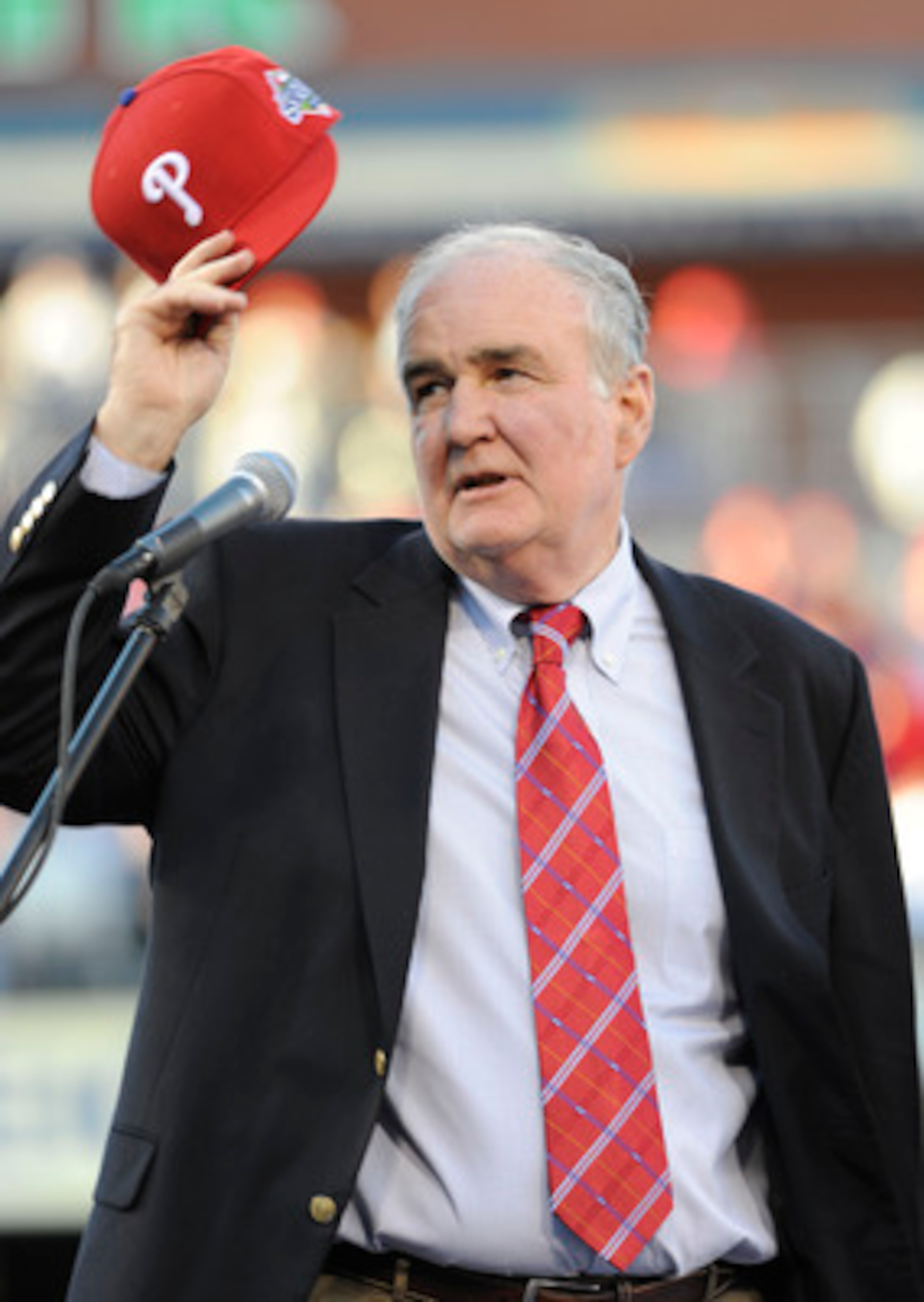 PHILADELPHIA, PA - OCTOBER 31: Philadelphia Phillies president Dave Montgomery tips his hat at a victory rally at Citizens Bank Park October 31, 2008 in Philadelphia, Pennsylvania. The Phillies defeated the Tampa Bay Rays to win their first World Series PHILADELPHIA, PA - OCTOBER 31: Philadelphia Phillies president Dave Montgomery tips his hat at a victory rally at Citizens Bank Park October 31, 2008 in Philadelphia, Pennsylvania. The Phillies defeated the Tampa Bay Rays to win their first World Series