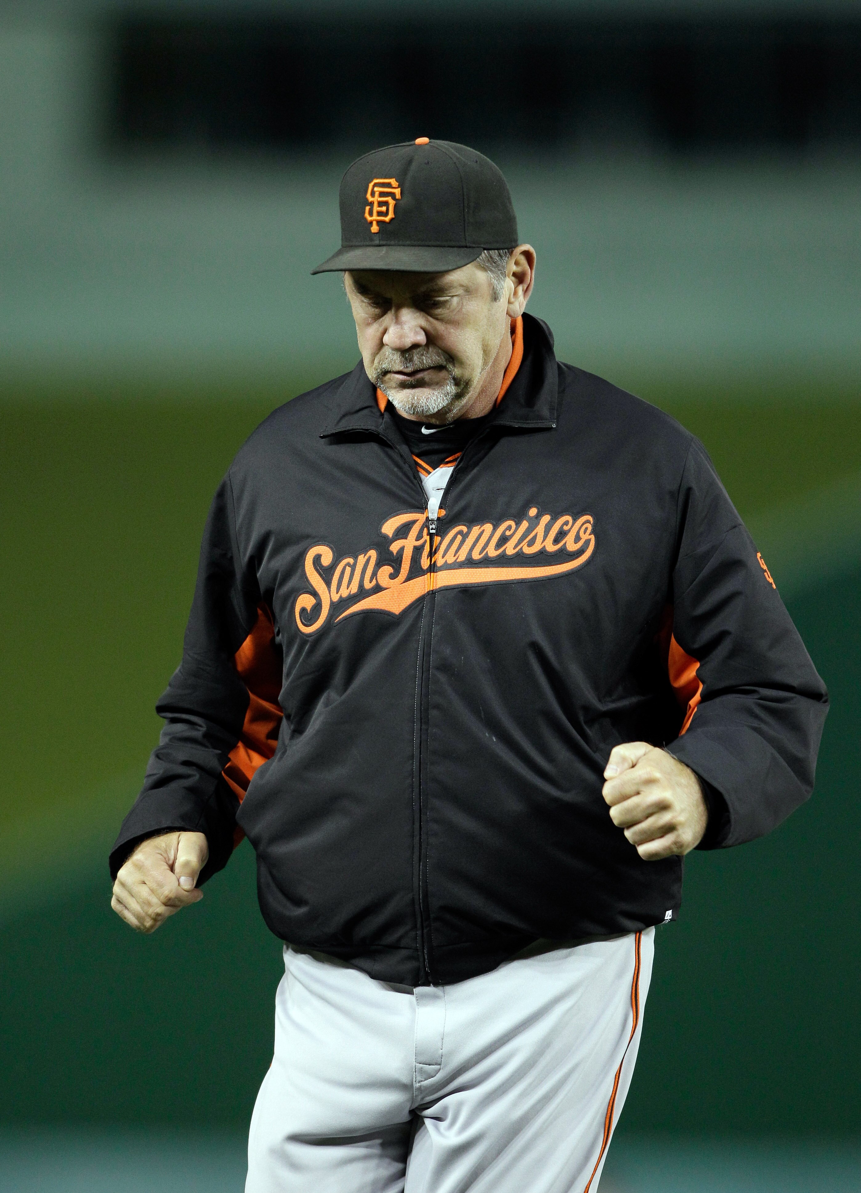 WASHINGTON, DC - APRIL 29: Manager Bruce Bochy #15 of the San Francisco Giants during their game against the Washington Nationals at Nationals Park on April 29, 2011 in Washington, DC.  (Photo by Rob Carr/Getty Images)