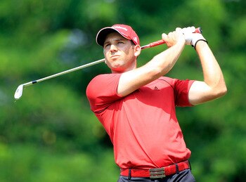 MEMPHIS, TN - JUNE 09:  Sergio Garcia of Spain plays a shot on the 7th hole during the first round of the FedEx St. Jude Classic at TPC Southwind on June 9, 2011 in Memphis, Tennessee.  (Photo by Sam Greenwood/Getty Images)
