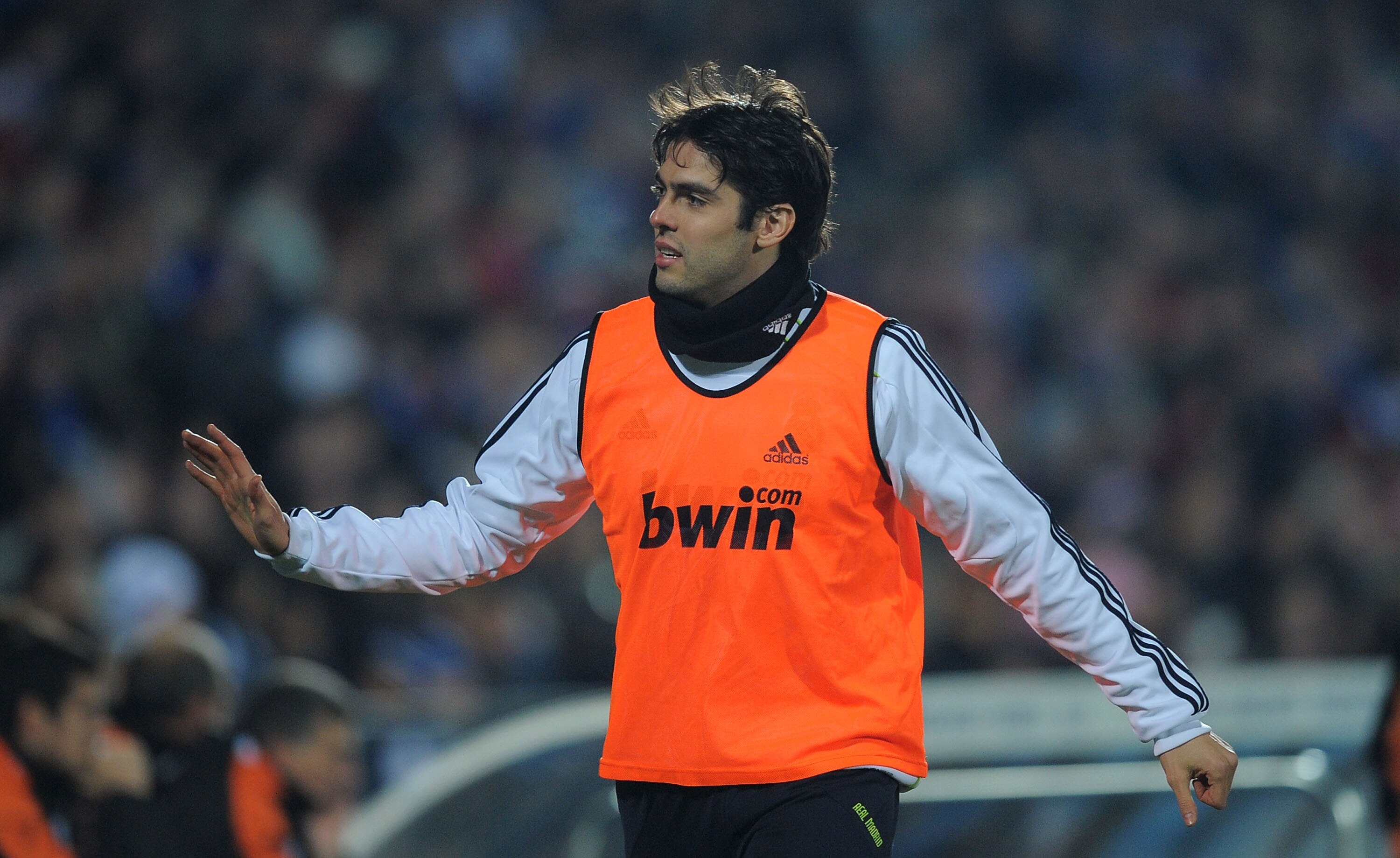 GETAFE, SPAIN - JANUARY 03:  Kaka of Real Madrid warms up on the touch line during the La Liga match between Getafe and Real Madrid  at Coliseum Alfonso Perez stadium on January 3, 2011 in Getafe, Spain.  (Photo by Denis Doyle/Getty Images)