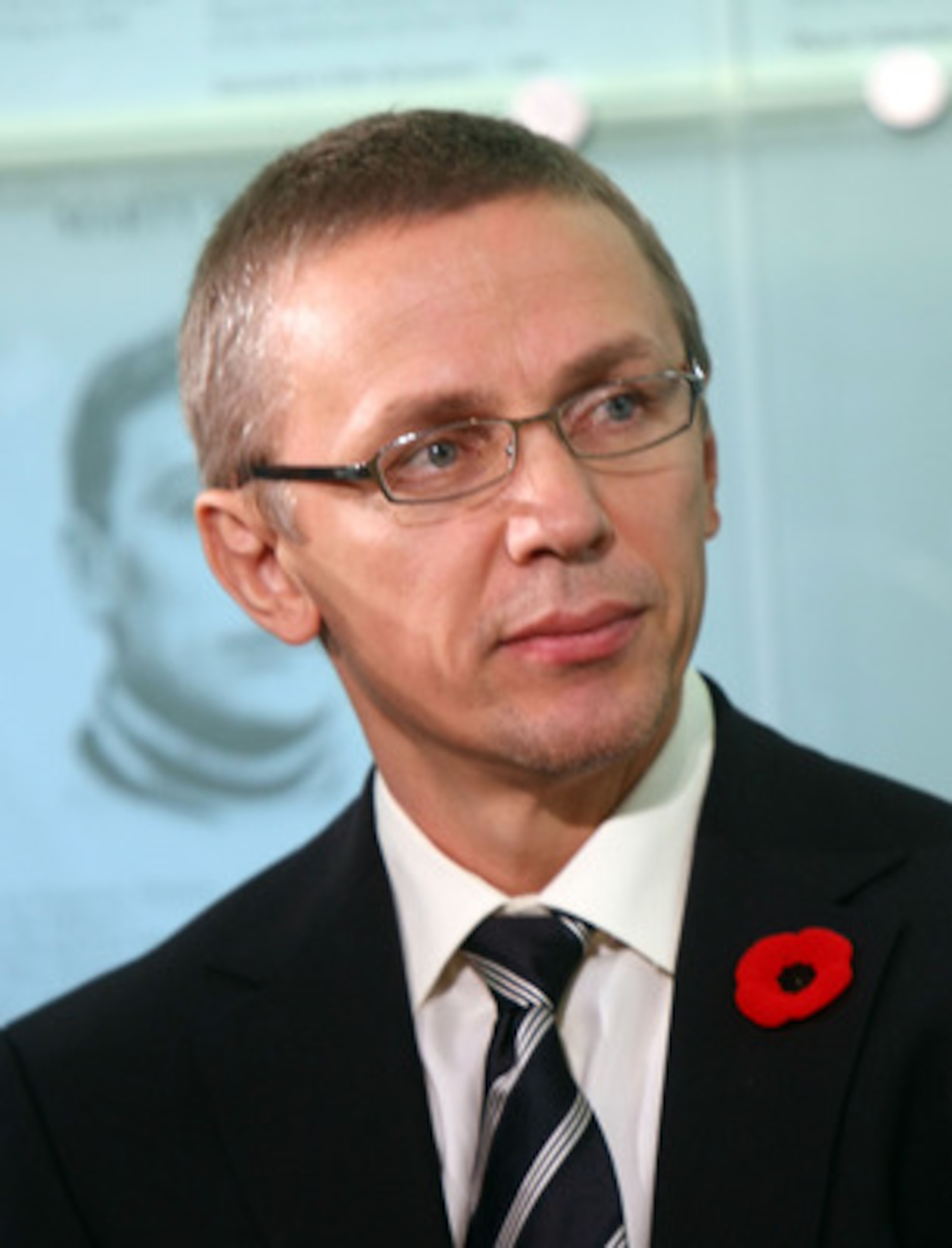 TORONTO - NOVEMBER 10:  Hall of Fame 2008 inductee Igor Larionov takes questions from the media during a press conference at the Hockey Hall of Fame November 10, 2008 in Toronto, Ontario, Canada.  (Photo by Bruce Bennett/Getty Images)