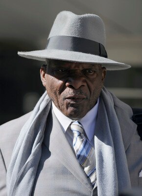 MINNEAPOLIS, MN - MAY 16: Retired NFL defensive Carl Eller speaks to members of the media after leaving court-ordered mediation at the U.S. Courthouse on May 16, 2011 in Minneapolis, Minnesota. Mediation was ordered after a hearing on an antitrust lawsuit