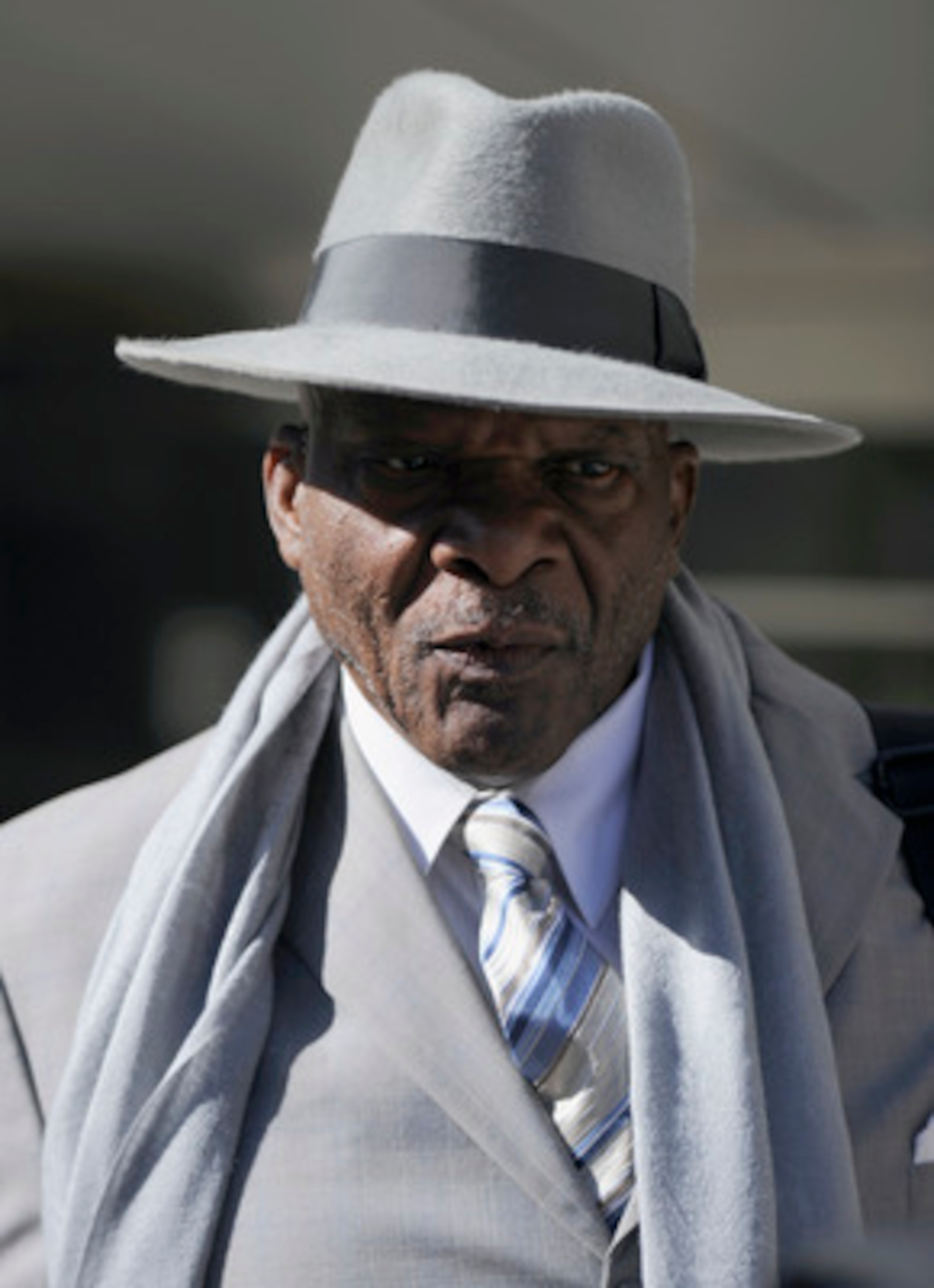 MINNEAPOLIS, MN - MAY 16: Retired NFL defensive Carl Eller speaks to members of the media after leaving court-ordered mediation at the U.S. Courthouse on May 16, 2011 in Minneapolis, Minnesota. Mediation was ordered after a hearing on an antitrust lawsuit