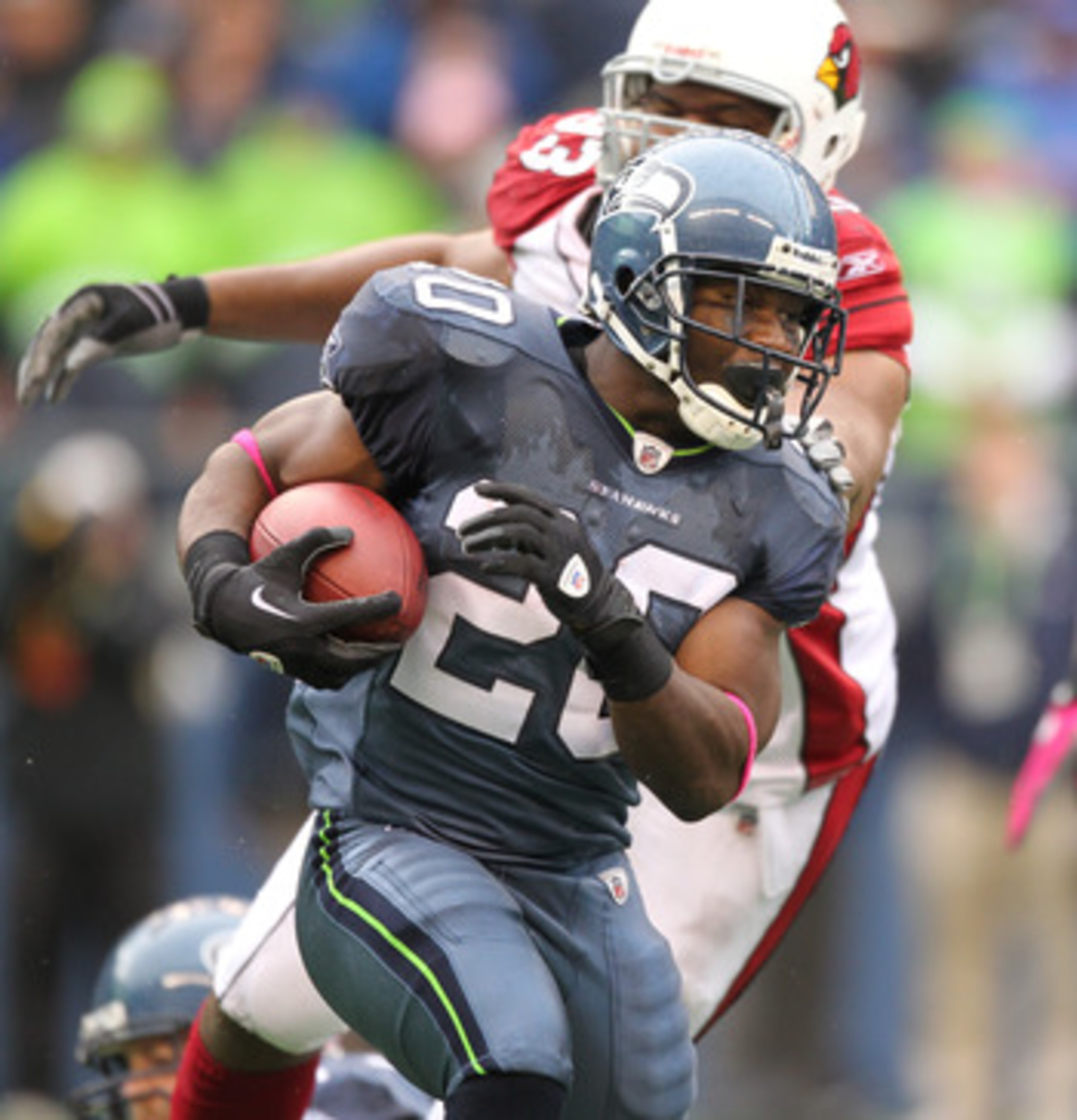 SEATTLE - OCTOBER 24:  Running back Justin Forsett #20 of the Seattle Seahawks rushes against the Arizona Cardinals at Qwest Field on October 24, 2010 in Seattle, Washington. (Photo by Otto Greule Jr/Getty Images)