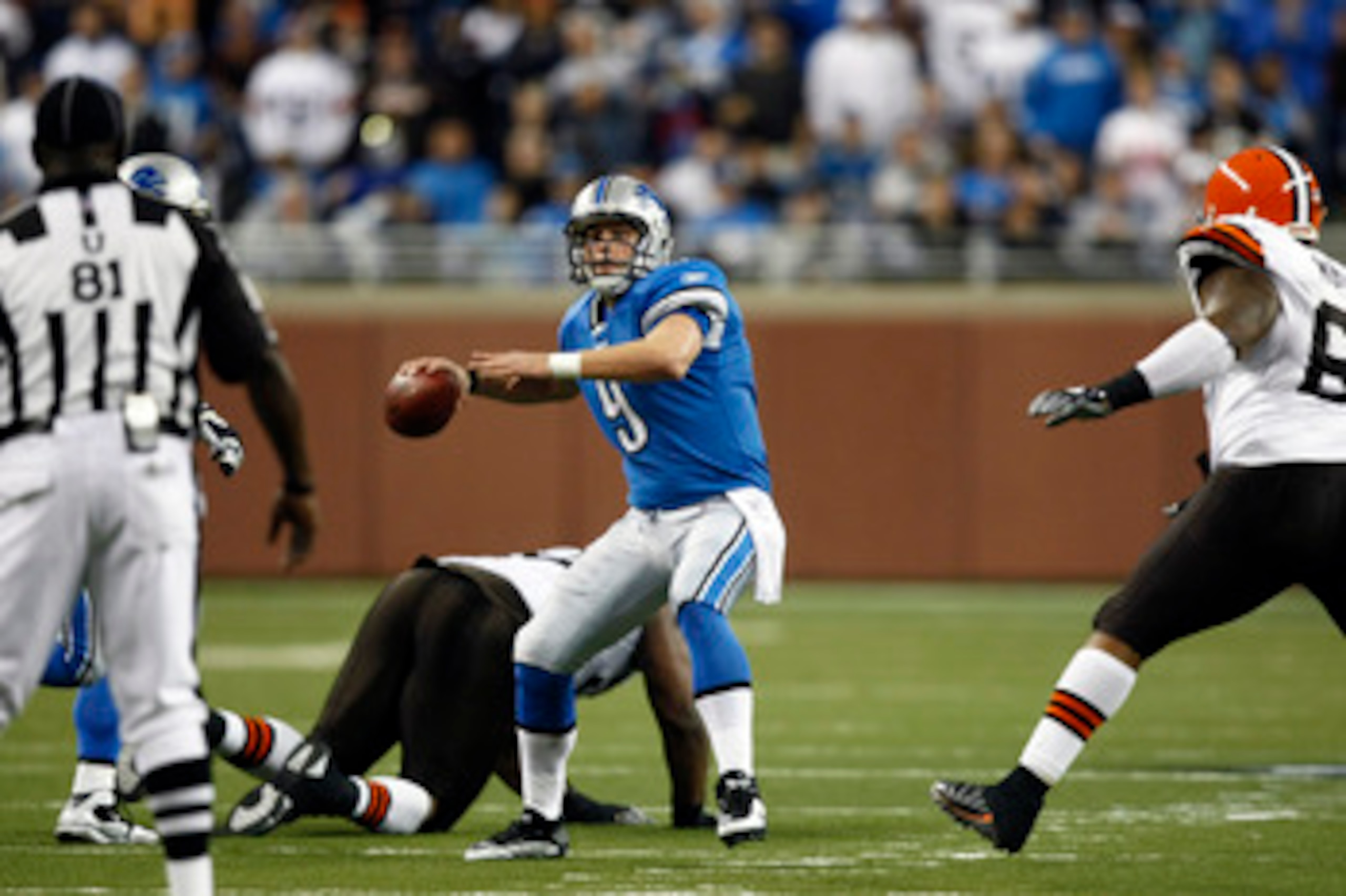 DETROIT, MI - NOVEMBER 22: Matthew Stafford #9 of the Detroit Lions passes the football against the Cleveland Browns at Ford Field on November 22, 2009 in Detroit, Michigan. Pass interference was called on the pass as time expired, giving the Lions one la DETROIT, MI - NOVEMBER 22: Matthew Stafford #9 of the Detroit Lions passes the football against the Cleveland Browns at Ford Field on November 22, 2009 in Detroit, Michigan. Pass interference was called on the pass as time expired, giving the Lions one la