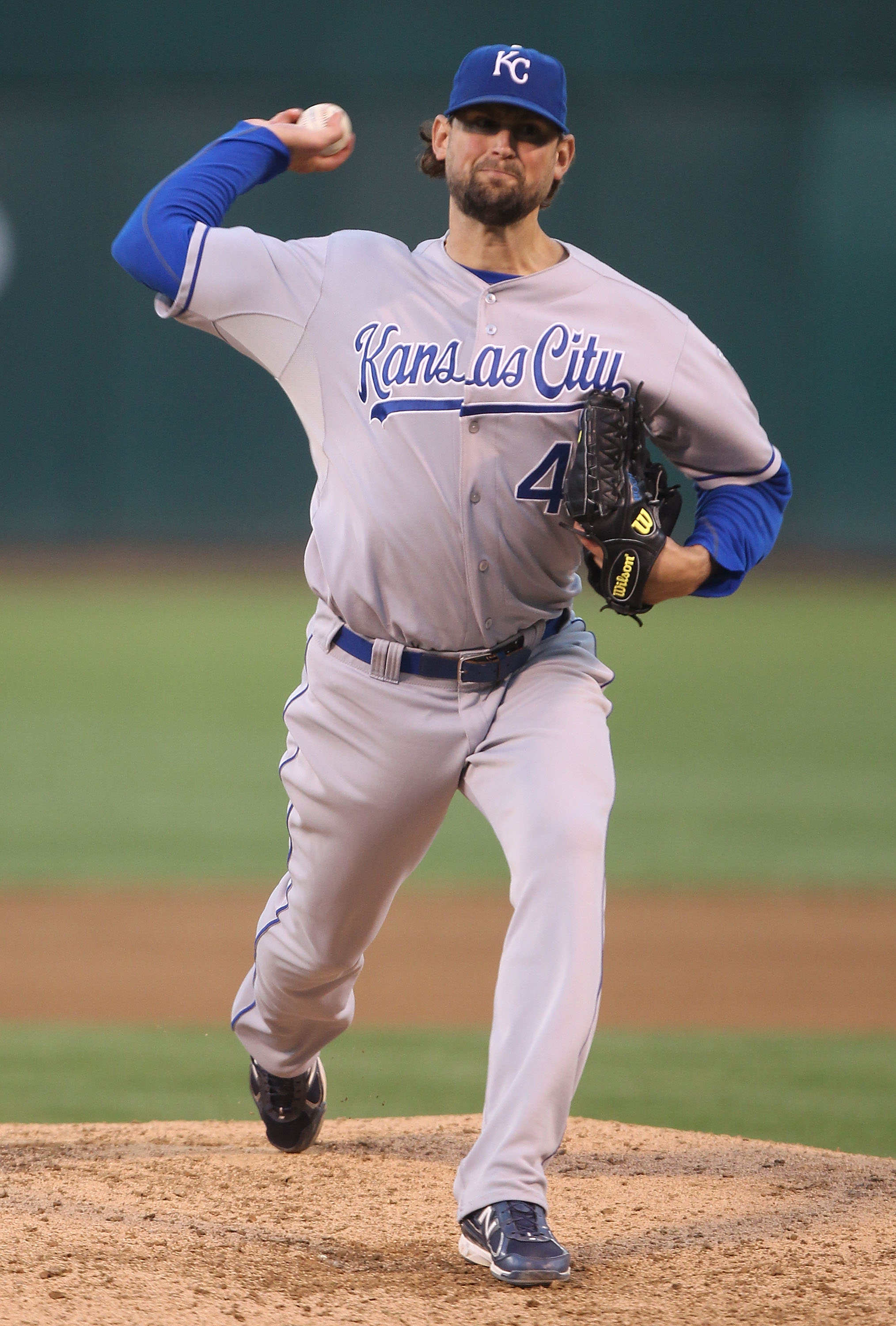 OAKLAND, CA - JUNE 15:  Luke Hochevar #44 of the Kansas City Royals pitches against the Oakland Athletics at the Oakland-Alameda County Coliseum on June 15, 2011 in Oakland, California.  (Photo by Jed Jacobsohn/Getty Images)