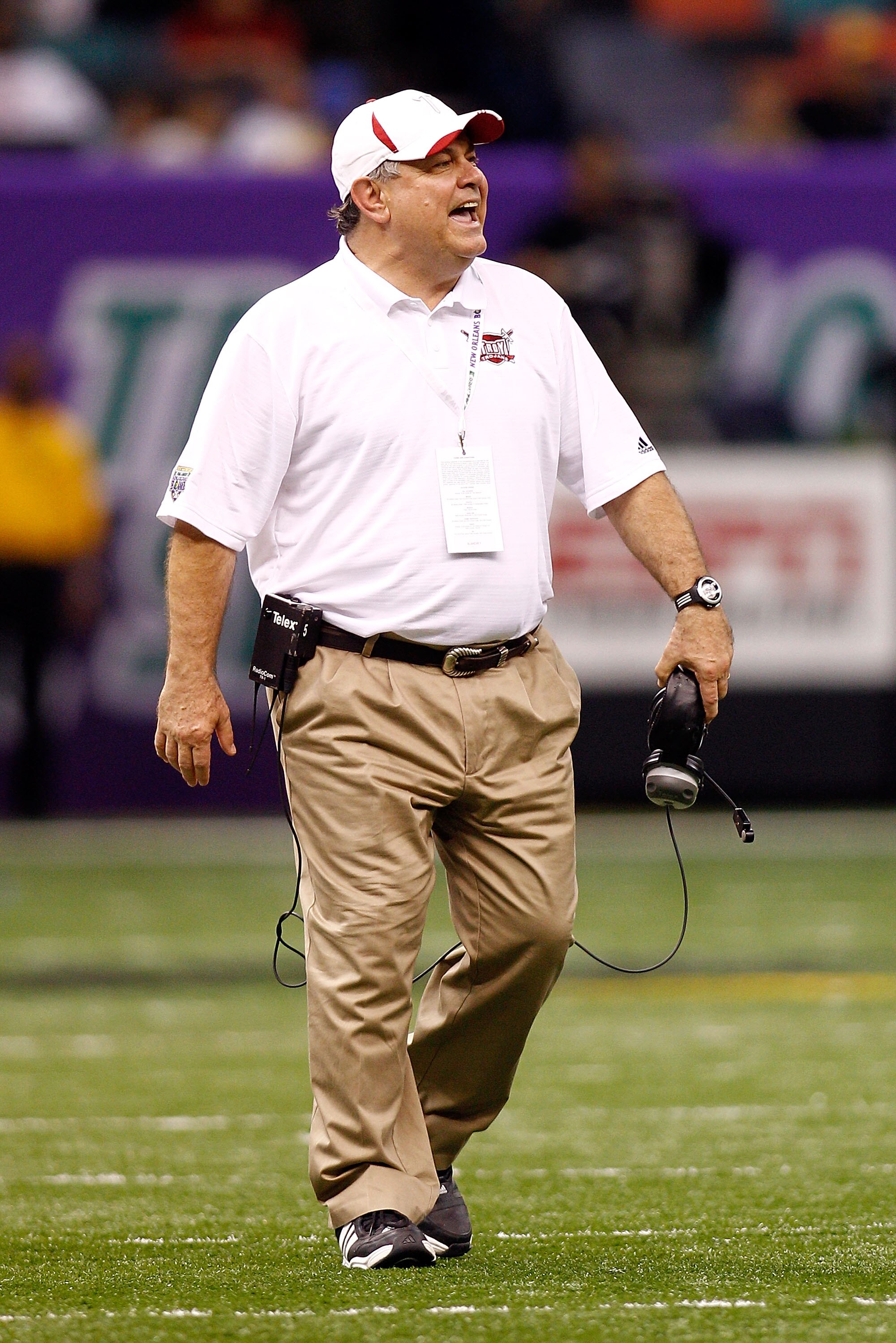 NEW ORLEANS, LA - DECEMBER 18:  Head coach Larry Blakeney of the Troy University Trojans calls to a referee during the game against the Ohio University Bobcats during the R&L Carriers New Orleans Bowl at the Louisiana Superdome on December 18, 2010 in New
