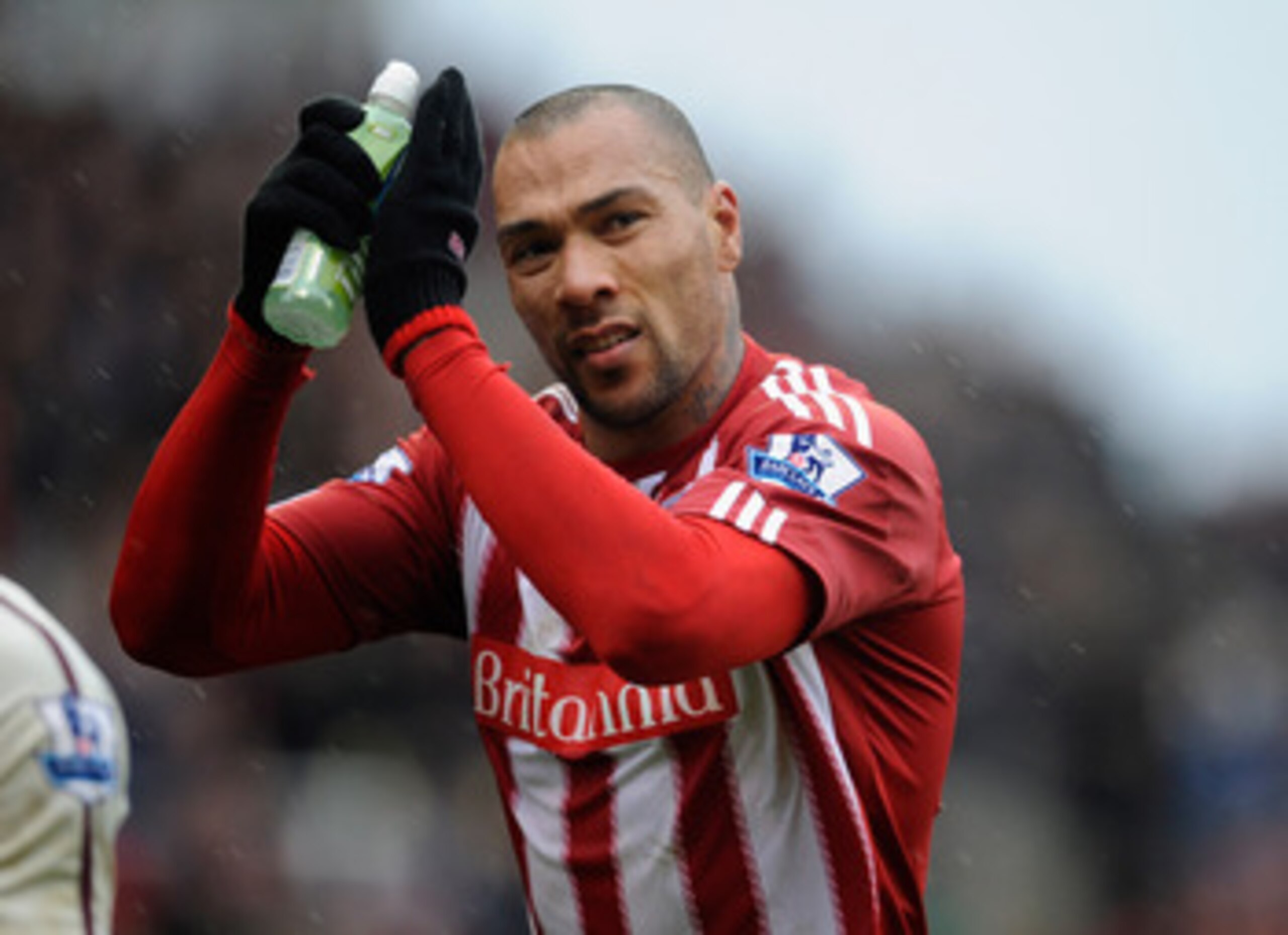 STOKE ON TRENT, ENGLAND - FEBRUARY 05: John Carew of Stoke salutes the fans after the Barclays Premier League match between Stoke City and Sunderland at the Britannia Stadium on February 5, 2011 in Stoke on Trent, England.  (Photo by Michael Regan/Getty I