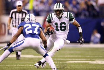 INDIANAPOLIS, IN - JANUARY 08:  Brad Smith #16 of the New York Jets runs with the ball against the Indianapolis Colts during their 2011 AFC wild card playoff game at Lucas Oil Stadium on January 8, 2011 in Indianapolis, Indiana. The Jets won 17-16.  (Phot