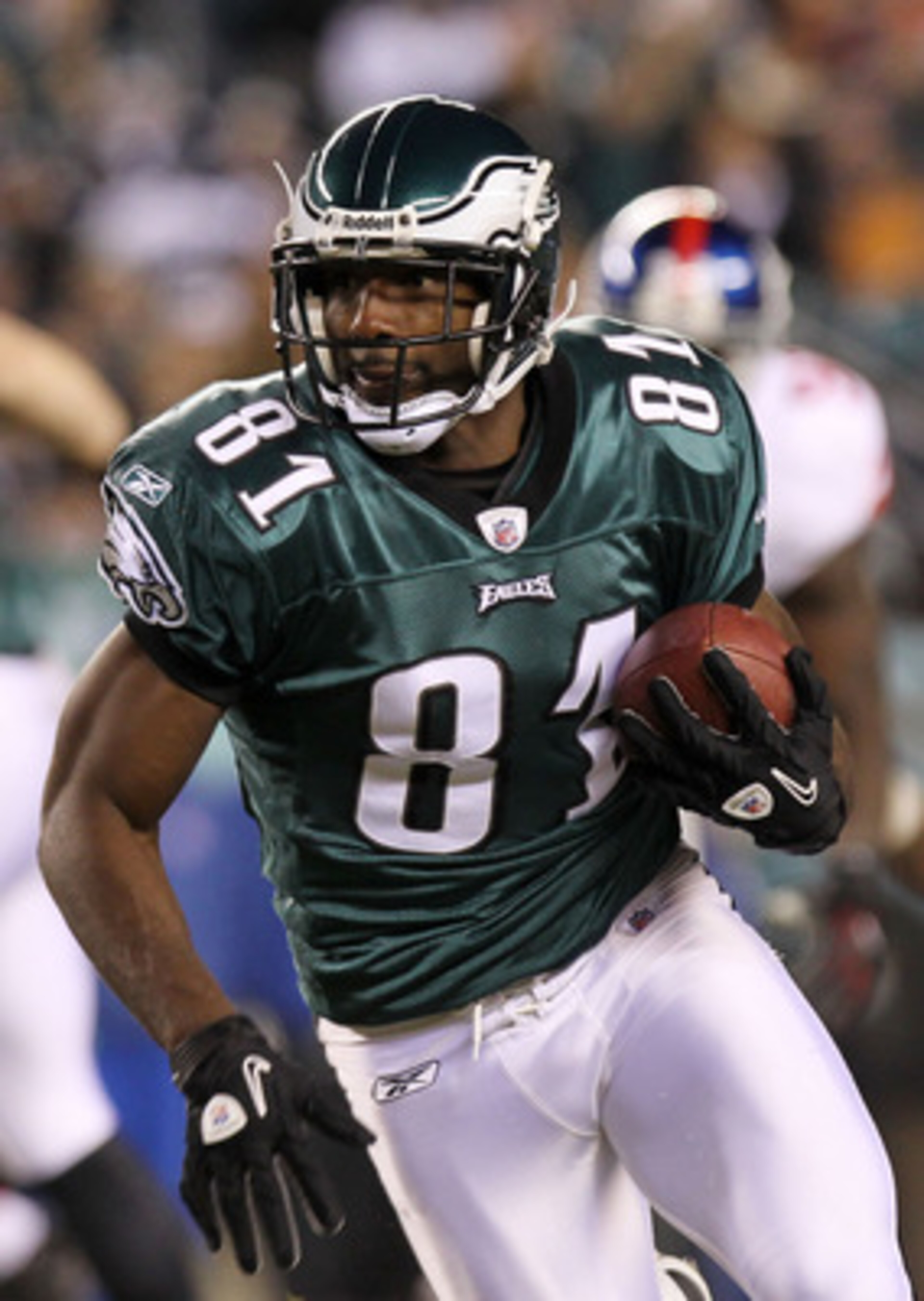PHILADELPHIA, PA - NOVEMBER 21: Jason Avant #81 of the Philadelphia Eagles runs down field against the New York Giants at Lincoln Financial Field on November 21, 2010 in Philadelphia, Pennsylvania. (Photo by Nick Laham/Getty Images) PHILADELPHIA, PA - NOVEMBER 21: Jason Avant #81 of the Philadelphia Eagles runs down field against the New York Giants at Lincoln Financial Field on November 21, 2010 in Philadelphia, Pennsylvania. (Photo by Nick Laham/Getty Images)