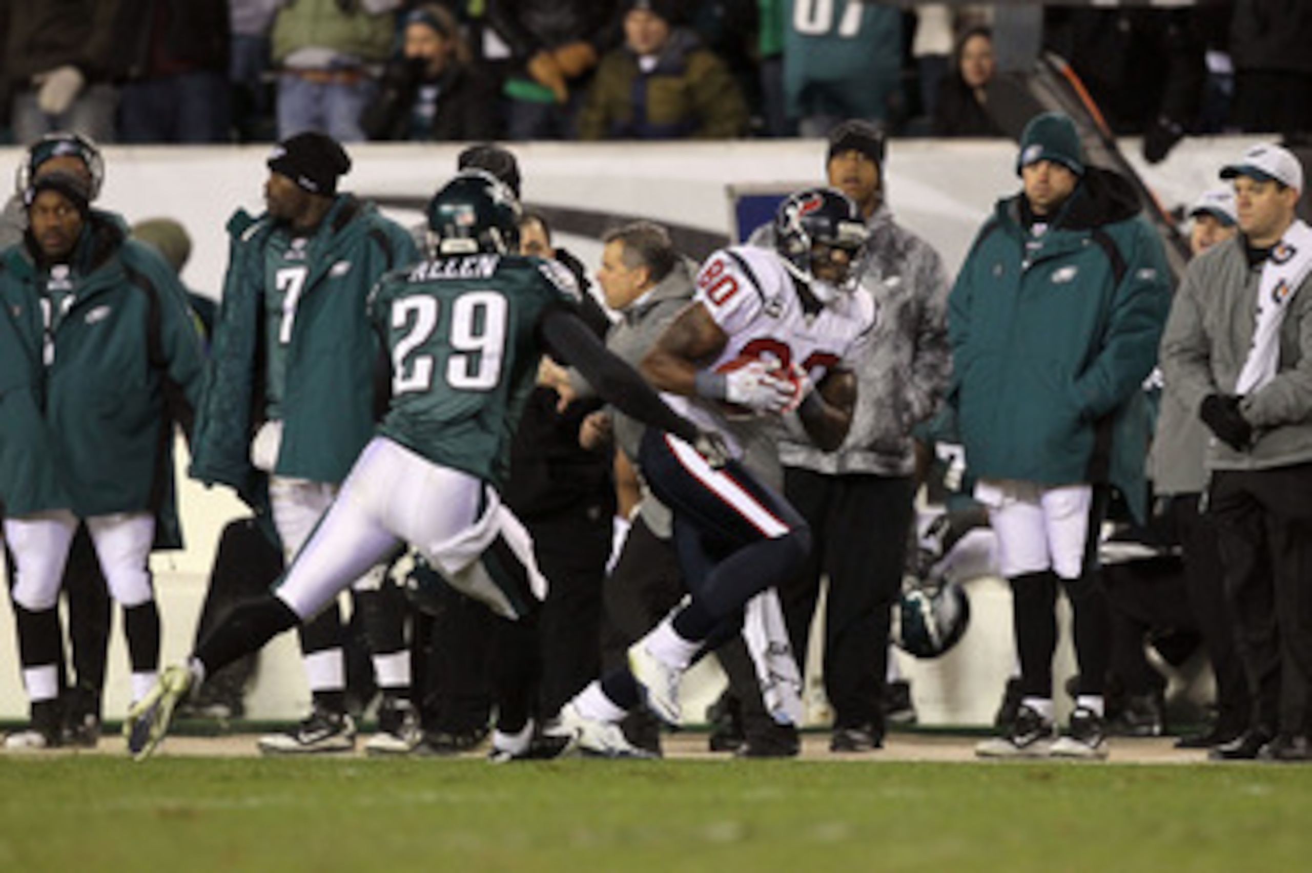 PHILADELPHIA, PA - DECEMBER 02:  Andre Johnson #80 of the Houston Texans runs for yards after the catch against Nate Allen #29 of the Philadelphia Eagles at Lincoln Financial Field on December 2, 2010 in Philadelphia, Pennsylvania.  (Photo by Jim McIsaac/