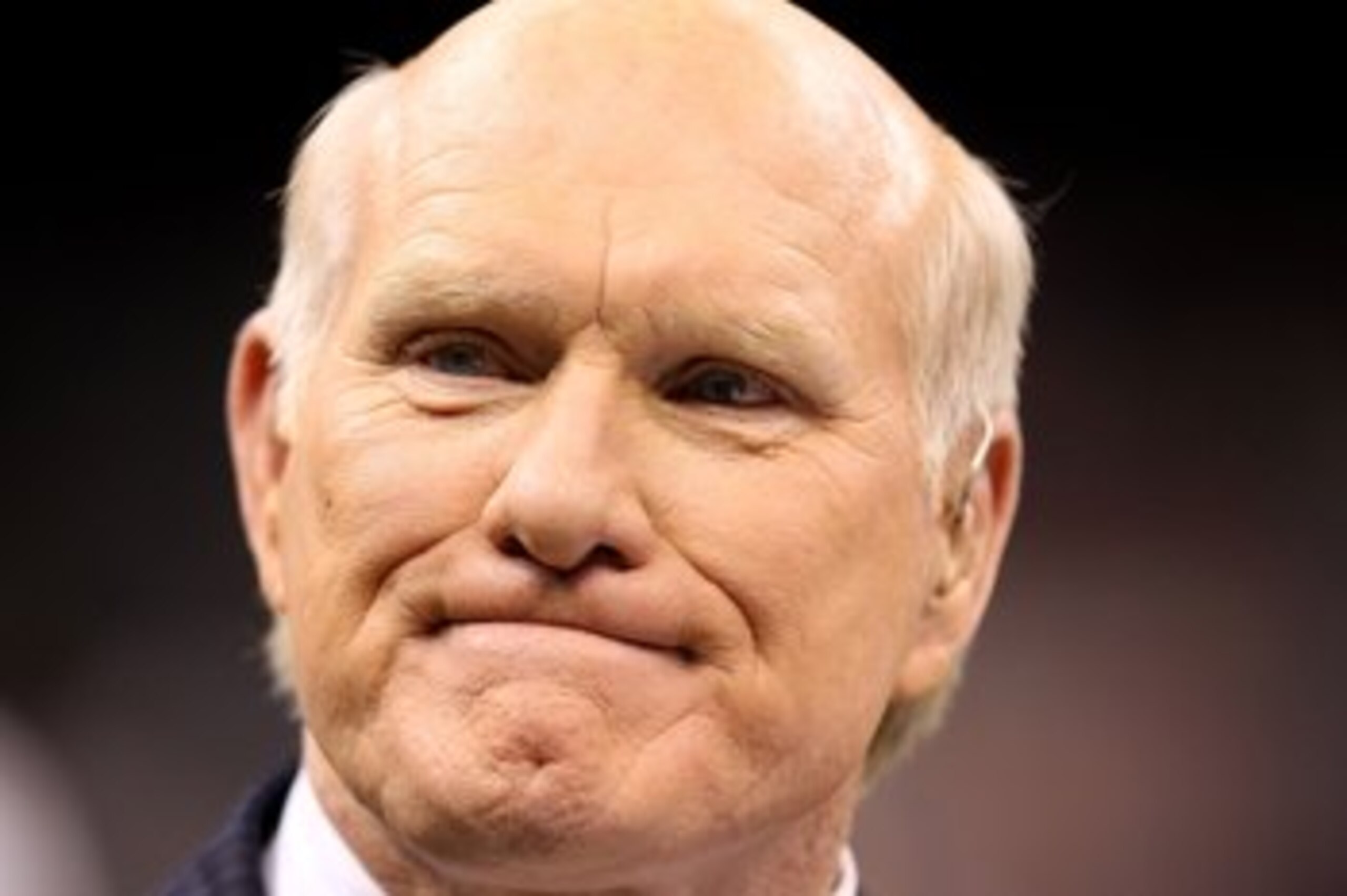 NEW ORLEANS - JANUARY 24:  Hall of Fame quarterback and current Fox Sports football analyst Terry Bradshaw looks on as the New Orleans Saints play against the Minnesota Vikings during the NFC Championship Game at the Louisiana Superdome on January 24, 201