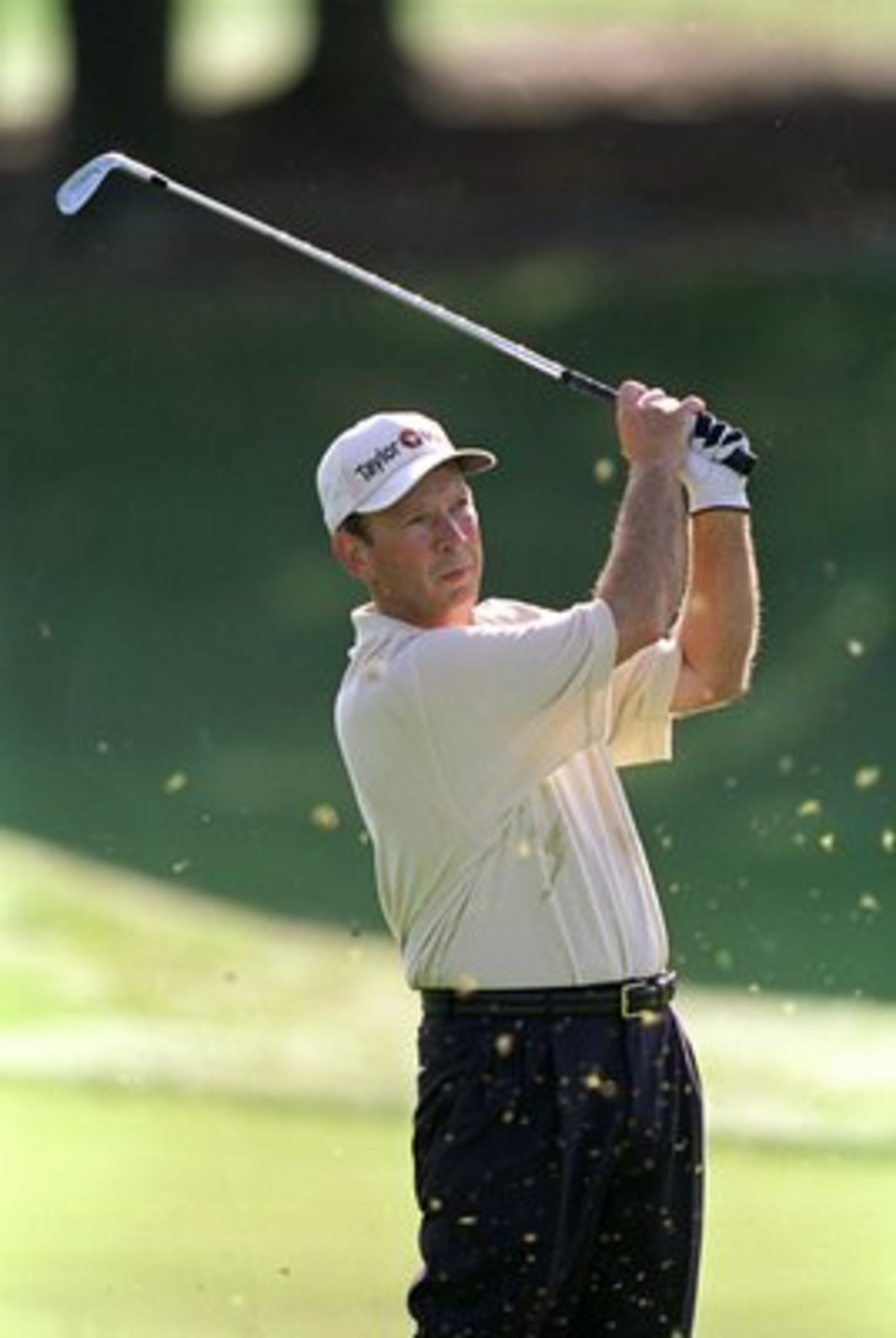 13 Apr 2000: Larry Nelson in action during the PGA Seniors Championship at the PGA National Golf Club in Palm Beach Gardens, Florida.