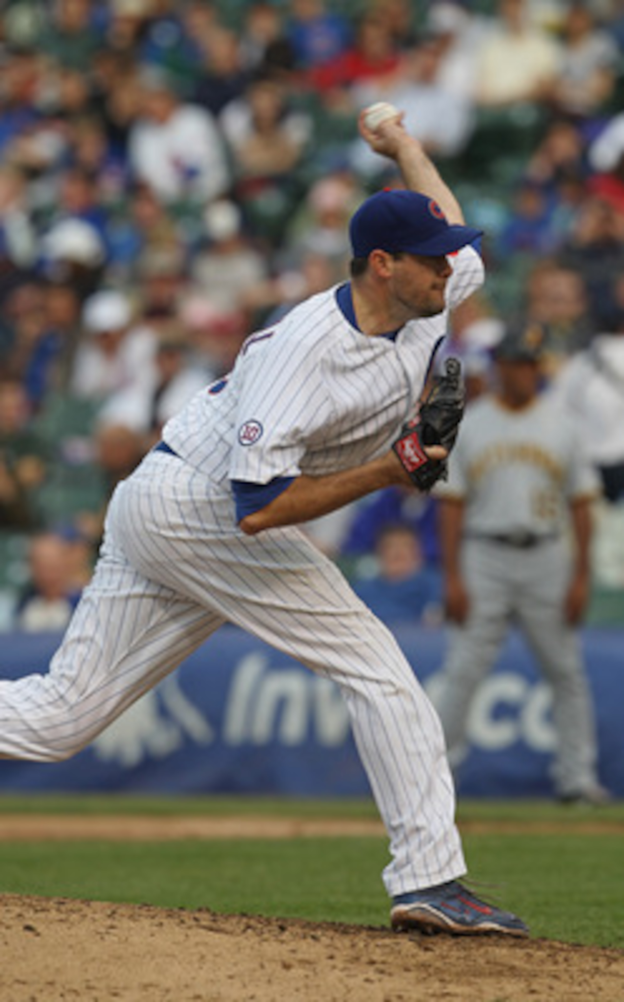 CHICAGO, IL - MAY 29:  Sean Marshall #45 of the Chicago Cubs pitches against the Pittsburgh Pirates at Wrigley Field on May 29, 2011 in Chicago, Illinois. The Cubs defeated the Pirates 3-2.  (Photo by Jonathan Daniel/Getty Images)