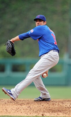 PHILADELPHIA , PA - JUNE 11:  Matt Garza #17 of the Chicago Cubs pitches against the Philadelphia Phillies at Citizens Bank Park on June 11, 2011 in Philadelphia, Pennsylvania.  (Photo by Len Redkoles/Getty Images)