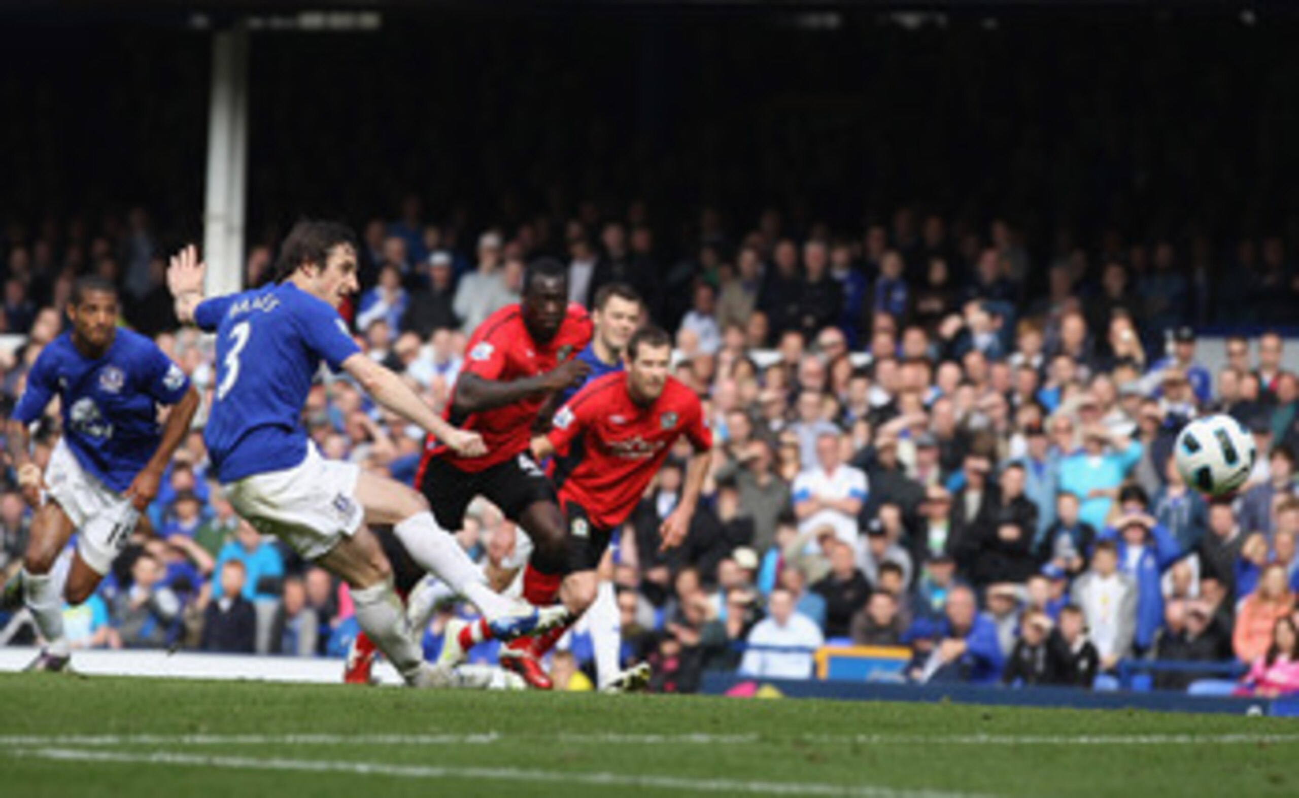 LIVERPOOL, ENGLAND - APRIL 16: Leighton Baines  of Everton scores the second goal from the penalty spot during the Barclays Premier League match between Everton and Blackburn Rovers at  Goodison Park on April 16, 2011 in Liverpool, England.  (Photo by Cli