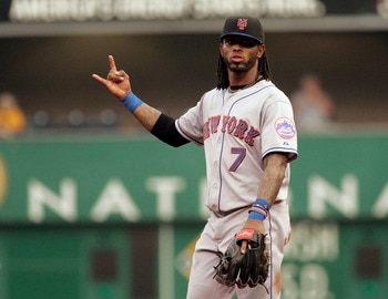 PITTSBURGH, PA - JUNE 10:  Jose Reyes #7 of the New York Mets signals two outs against the Pittsburgh Pirates during the game on June 10, 2011 at PNC Park in Pittsburgh, Pennsylvania.  (Photo by Justin K. Aller/Getty Images)