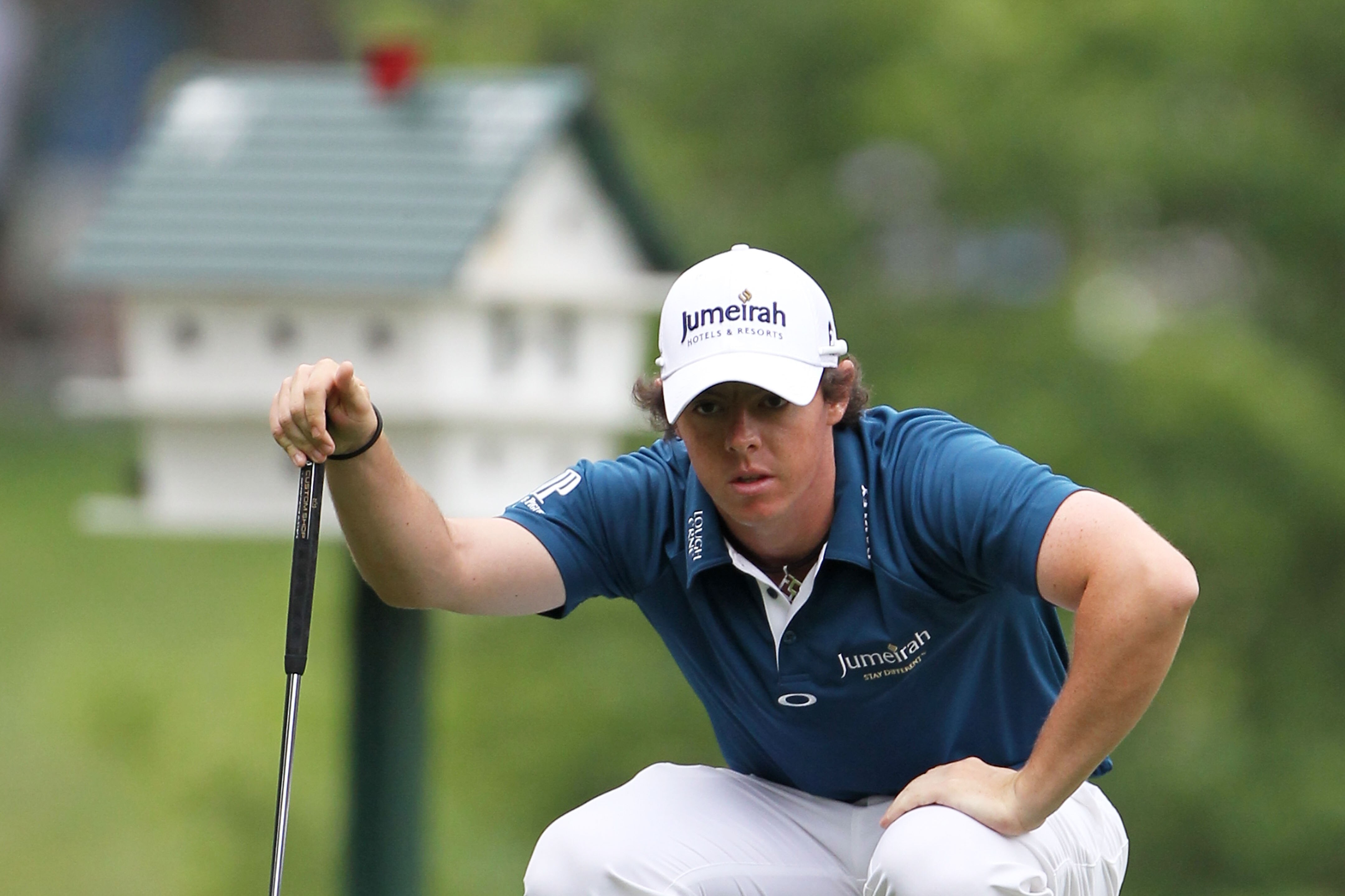 BETHESDA, MD - JUNE 16:  Rory McIlroy of Northern Ireland lines up a putt on the sixth green during the first round of the 111th U.S. Open at Congressional Country Club on June 16, 2011 in Bethesda, Maryland.  (Photo by Jamie Squire/Getty Images)